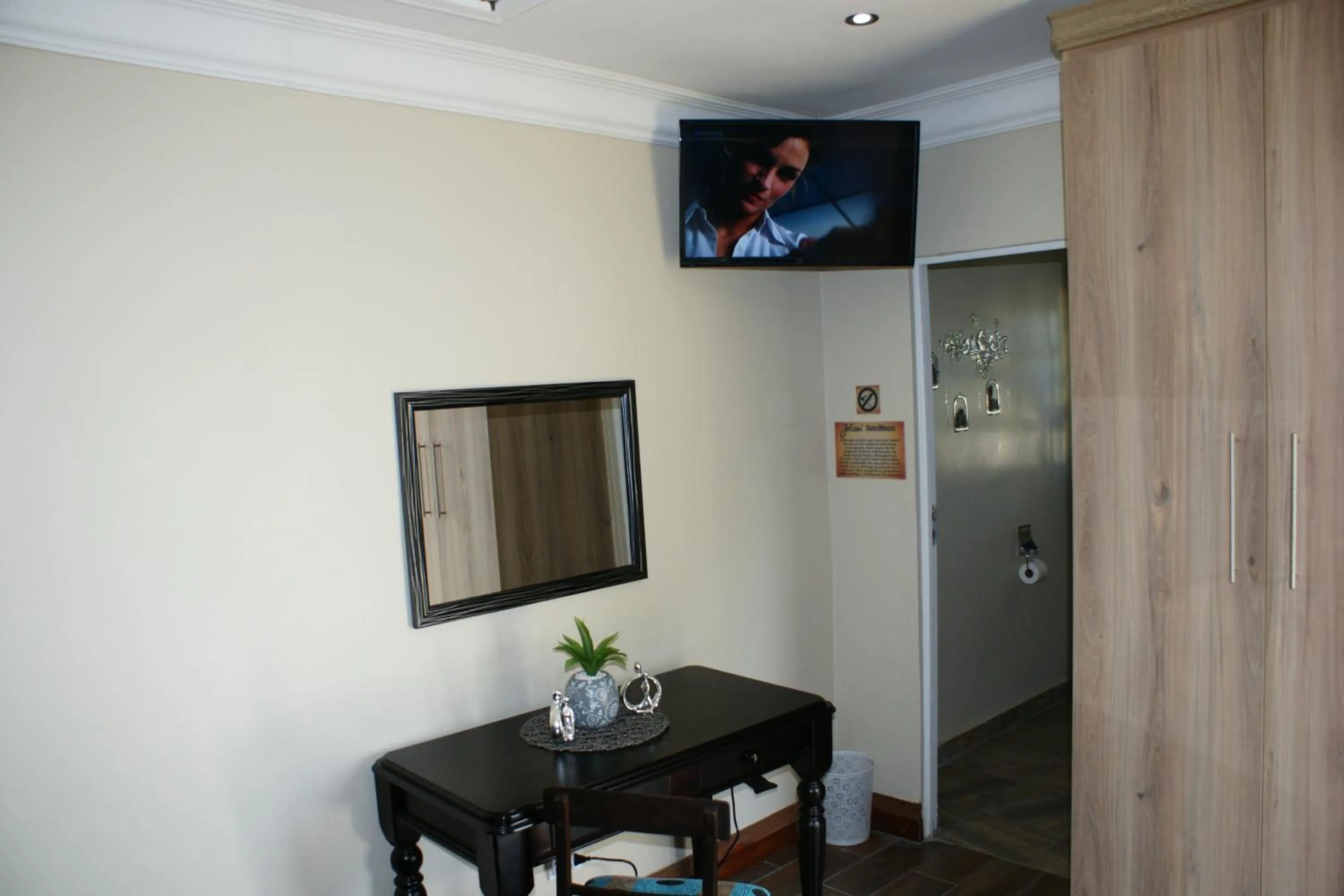 Bathroom in Jolani Guest House