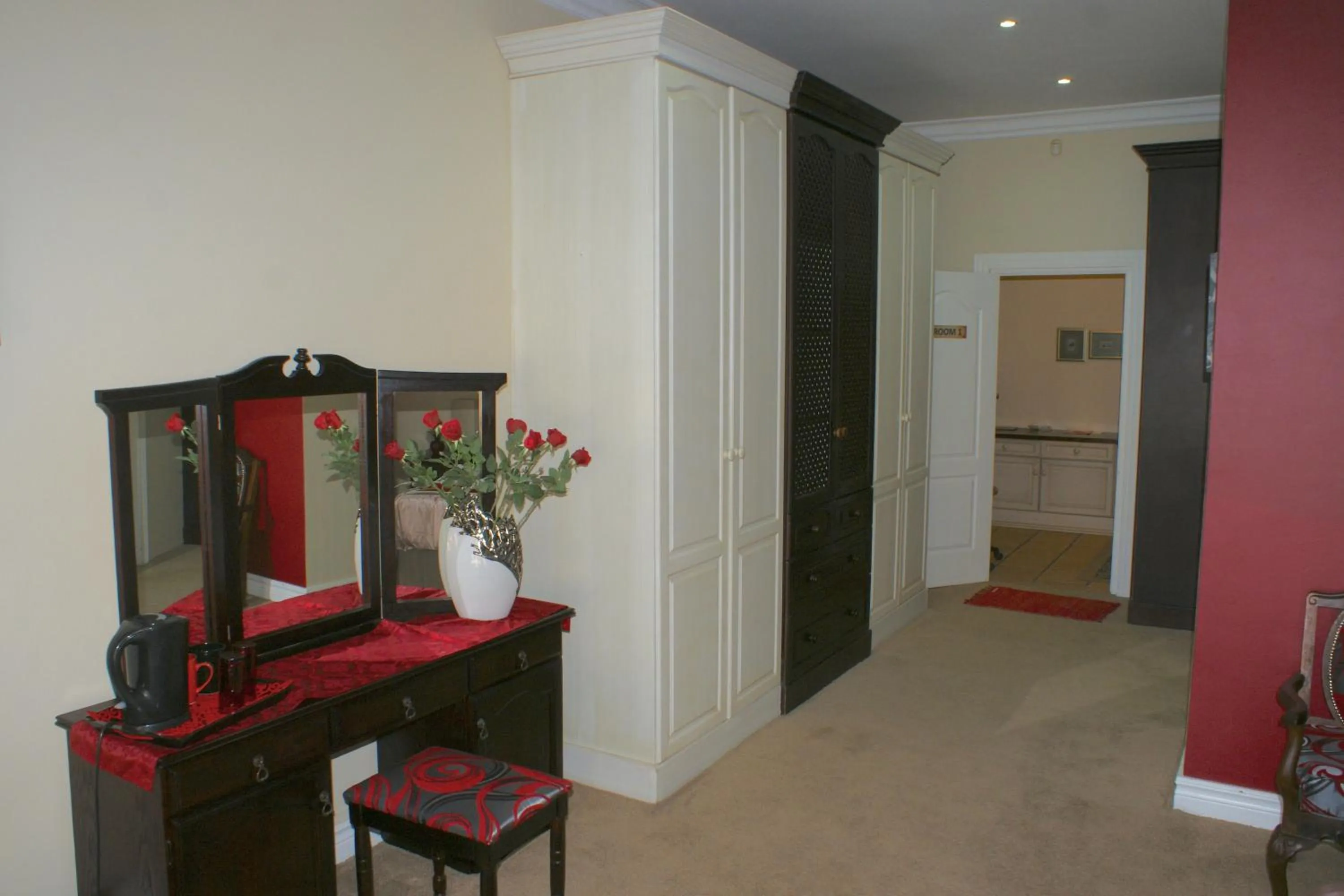 Shower in Jolani Guest House