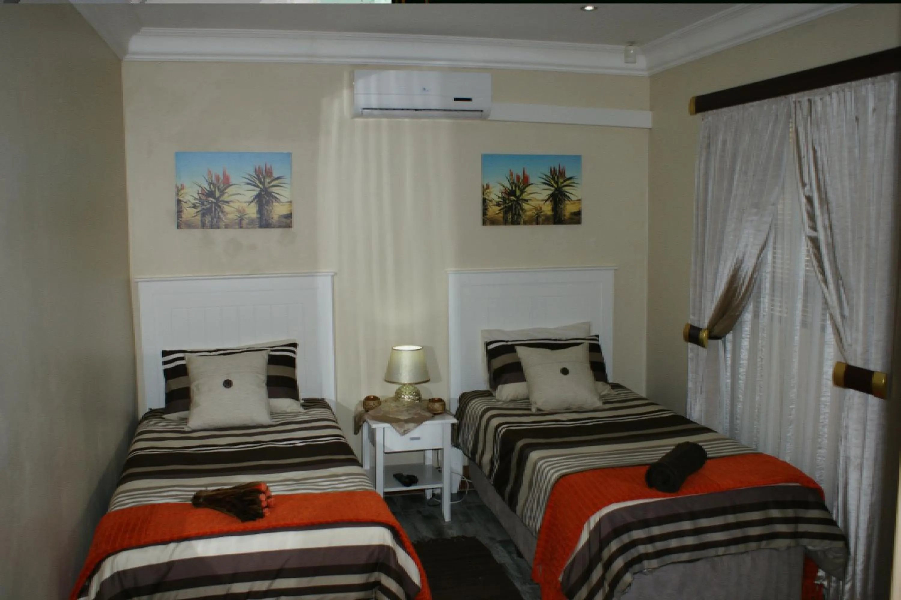 Bed in Jolani Guest House