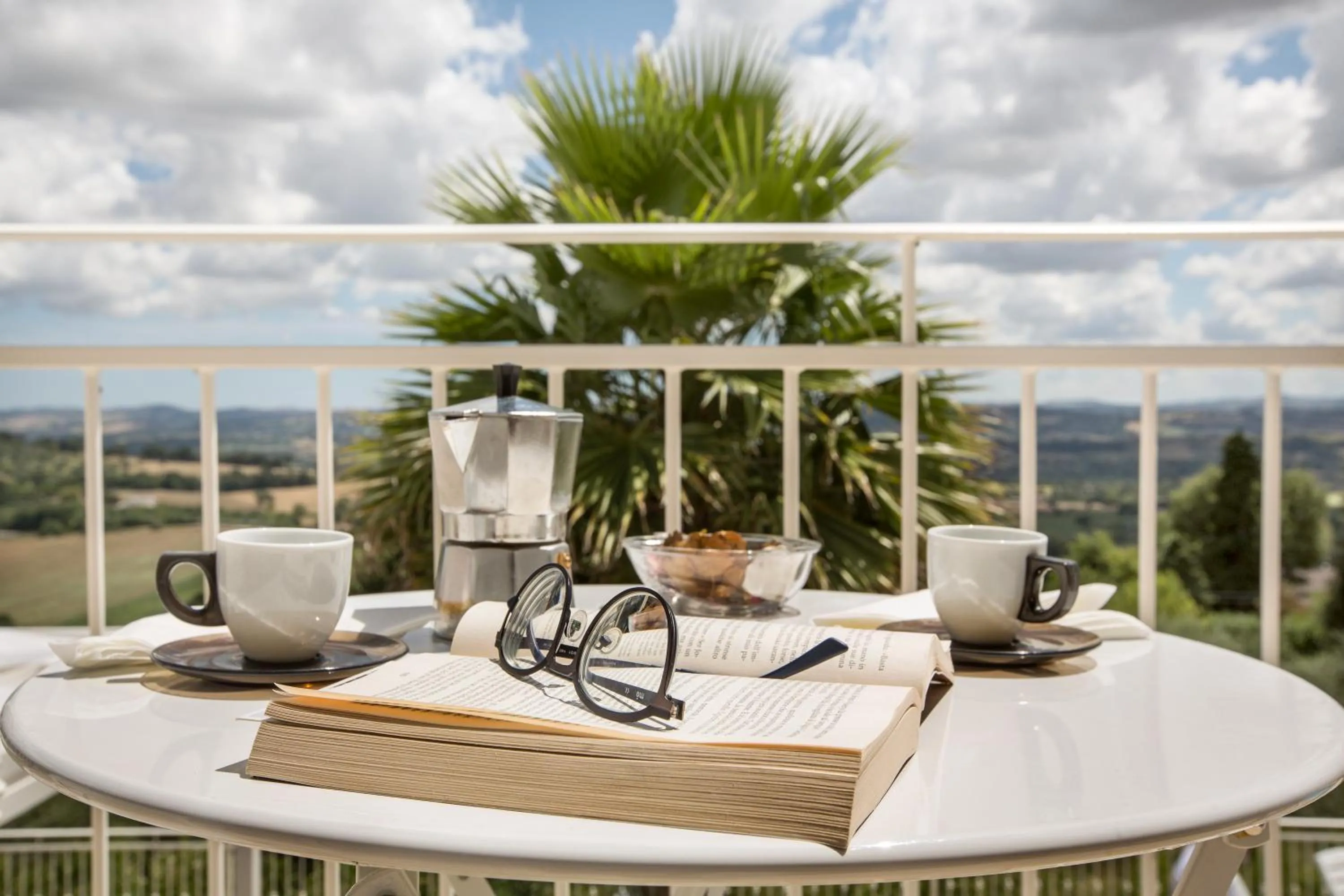 Day in Holiday Residence Belohorizonte