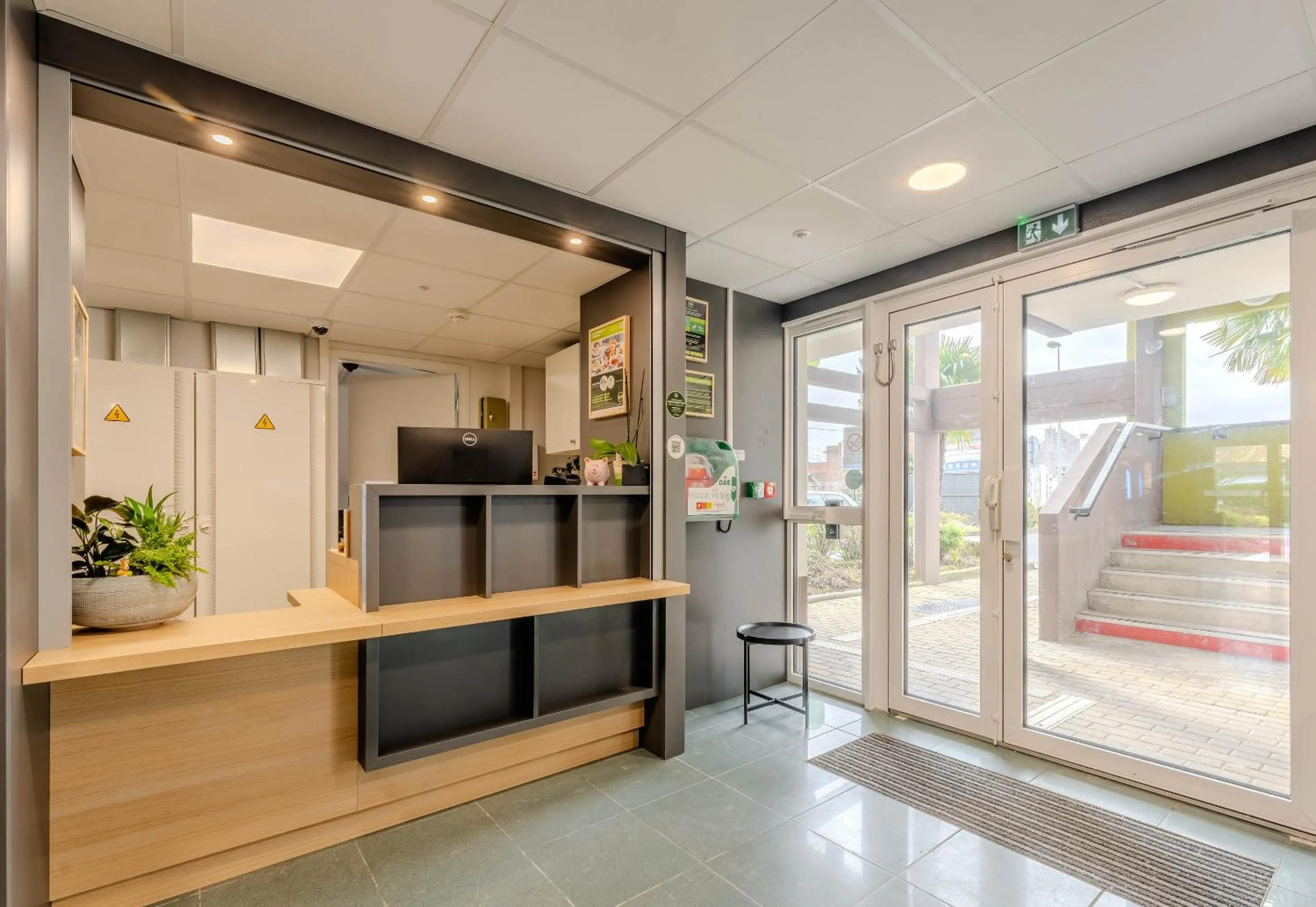 Lobby or reception in B&B HOTEL Lens Noyelles-Godault