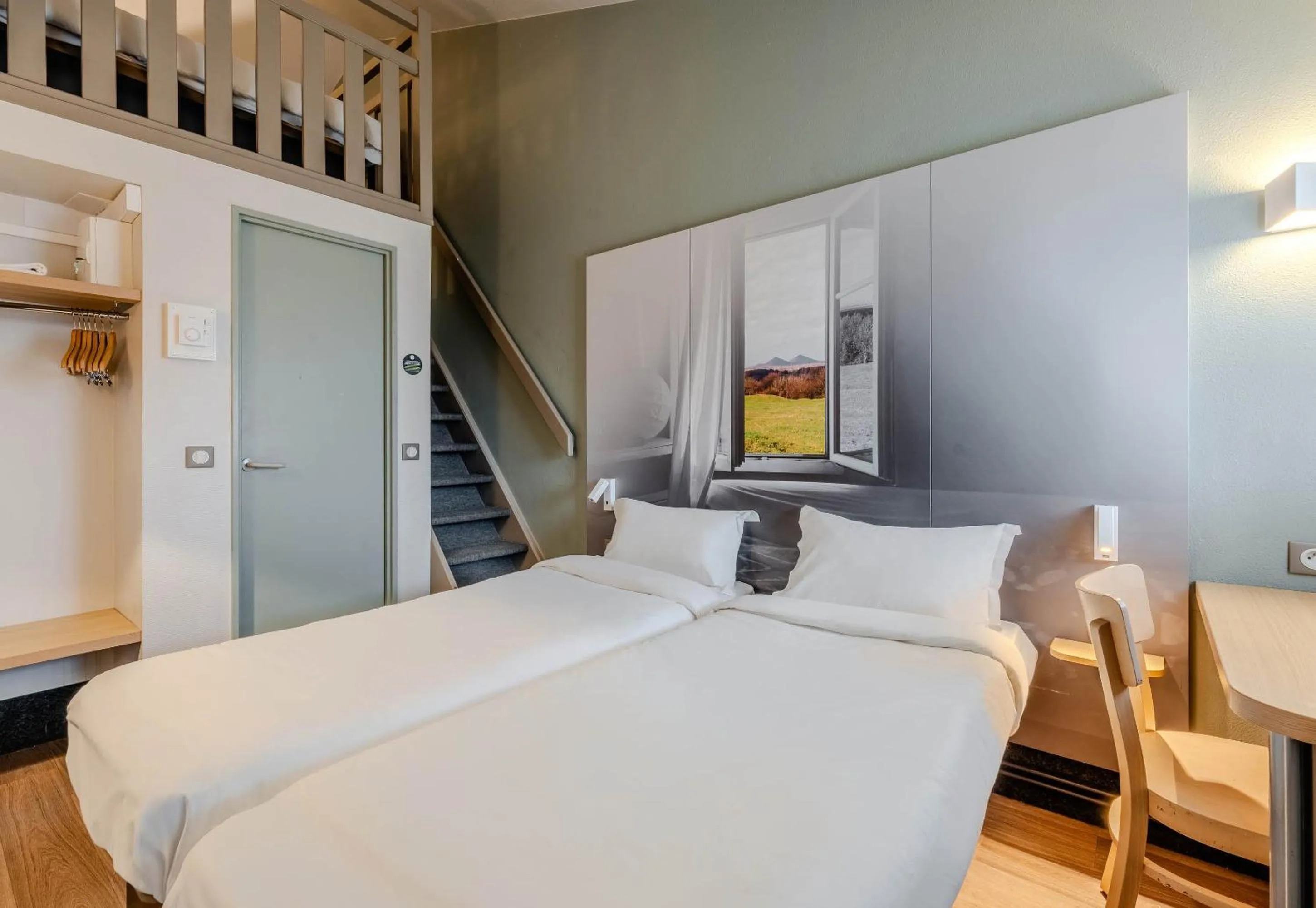 Bedroom, Bed in B&B HOTEL Lens Noyelles-Godault