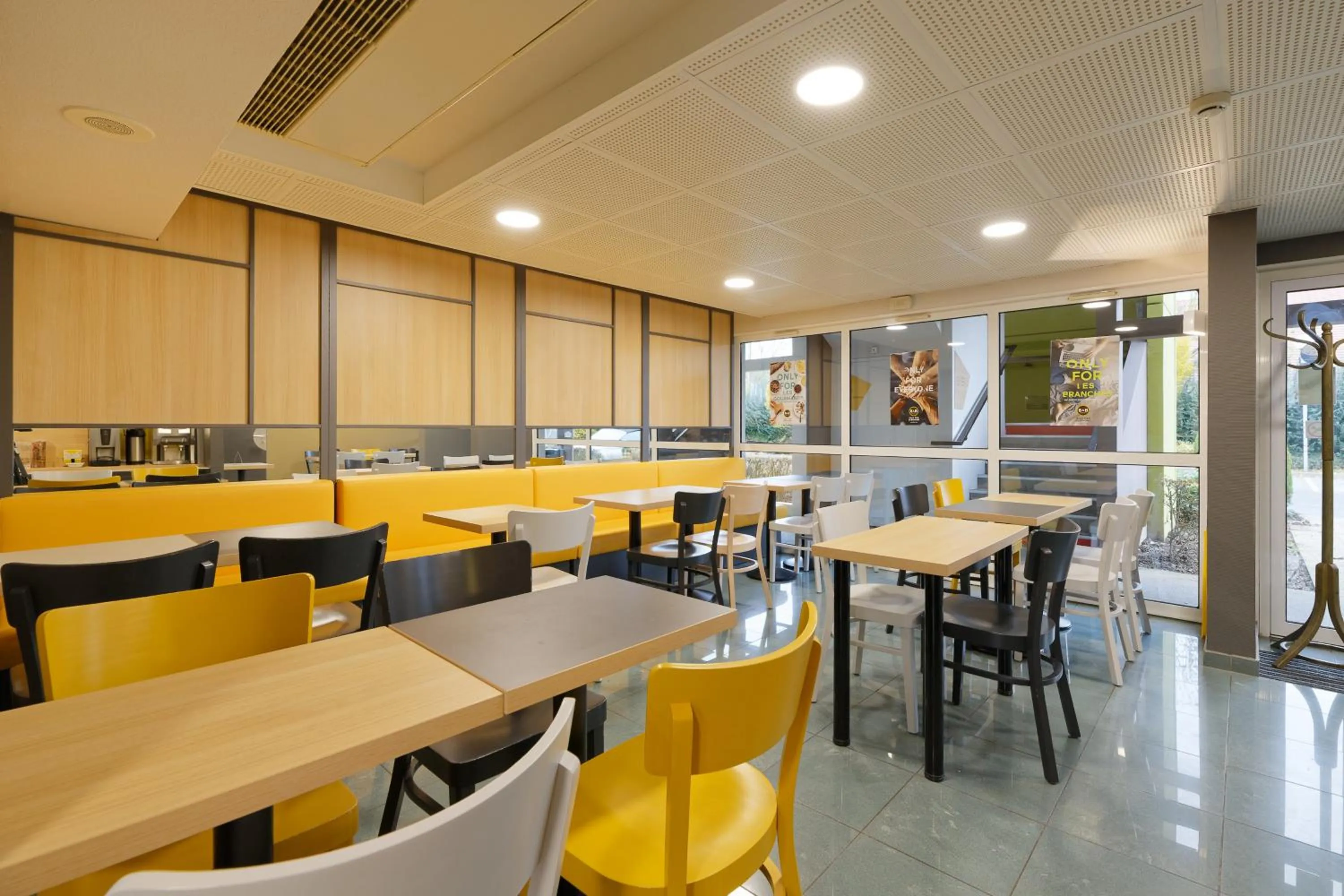 Buffet breakfast in B&B HOTEL Lens Noyelles-Godault