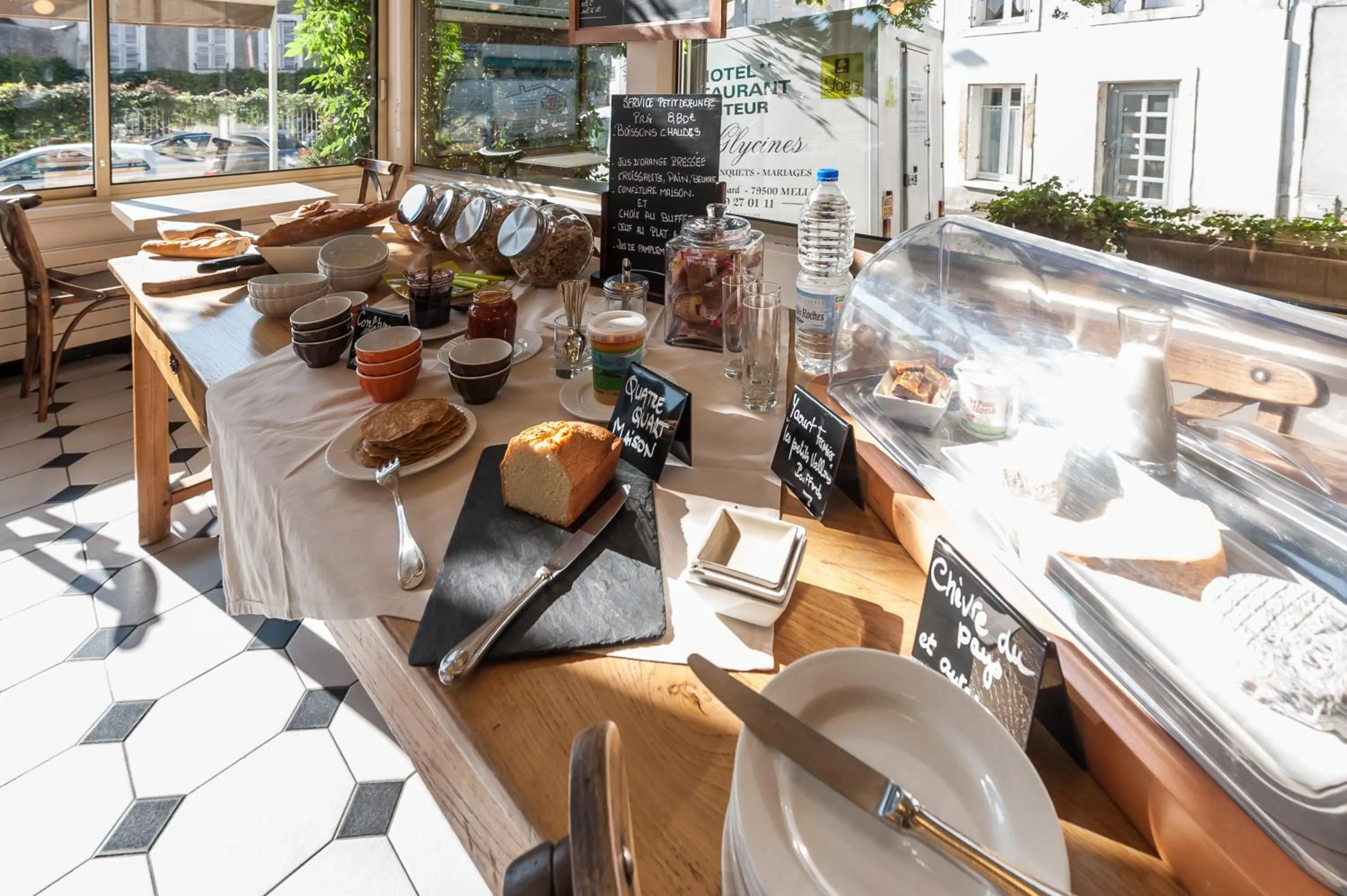 Logis hotels Les Glycines