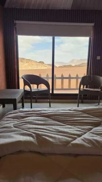 Bed in Hasan Zawaideh luxury camp 2