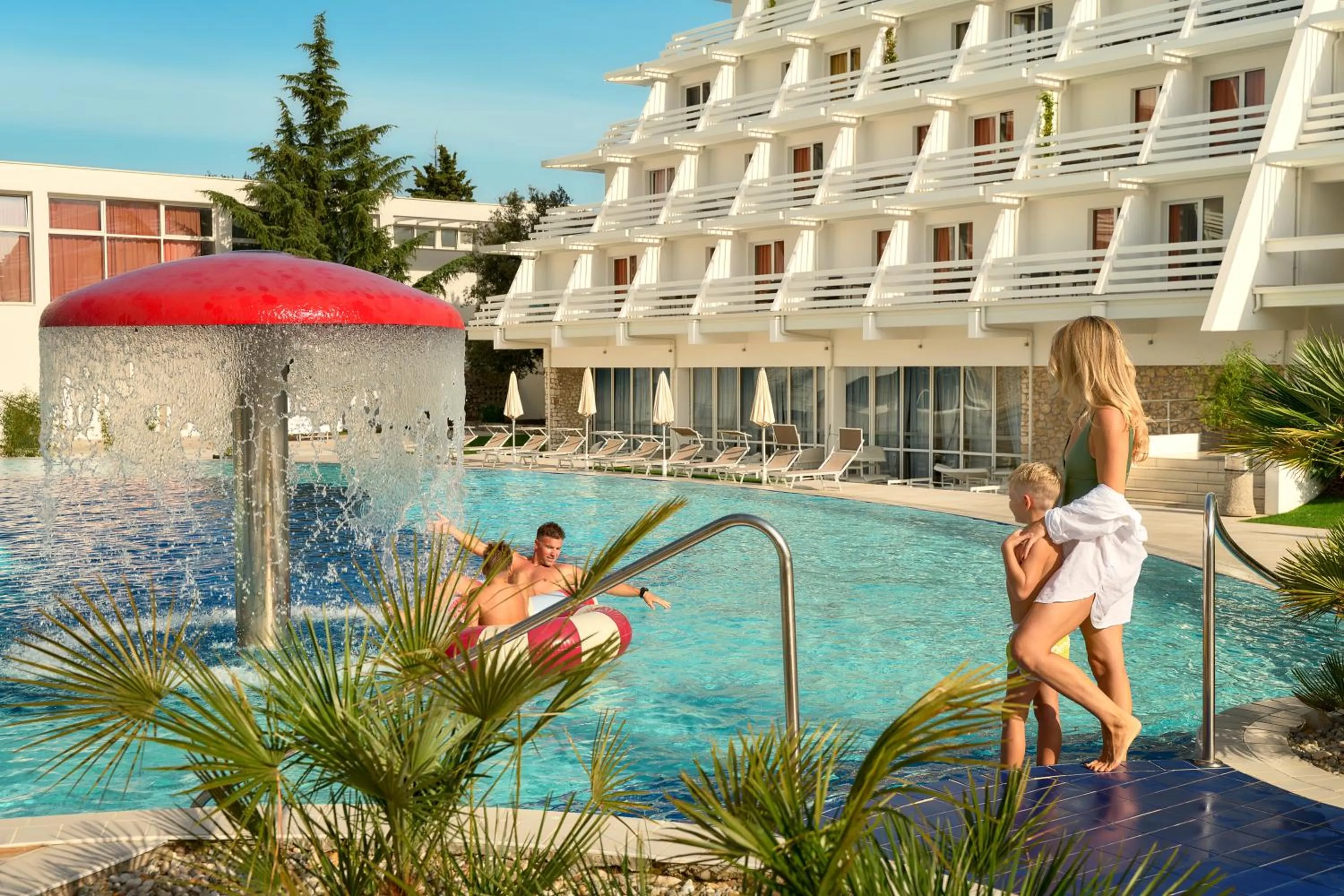 Swimming pool in Hotel Olympia