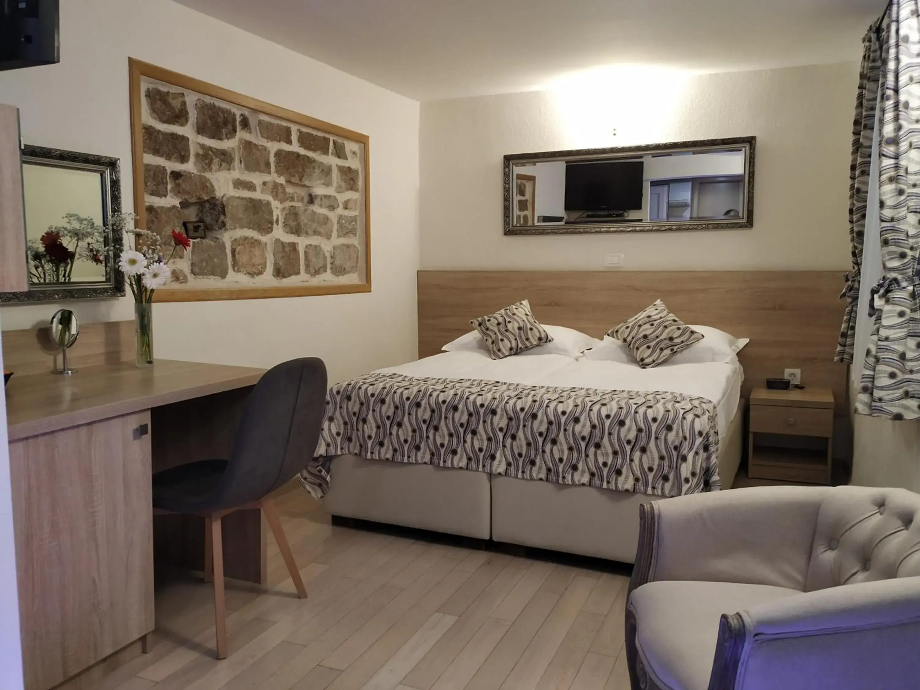 Double Room with Sea View in Hotel Kastel 1700 Double Room with Sea View in Hotel Kastel 1700