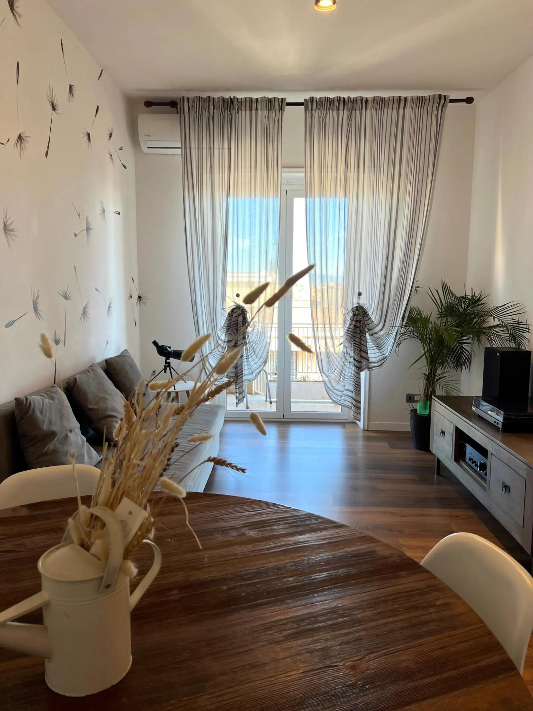 Living room in Eufonia Vinyl Friendly Apartment