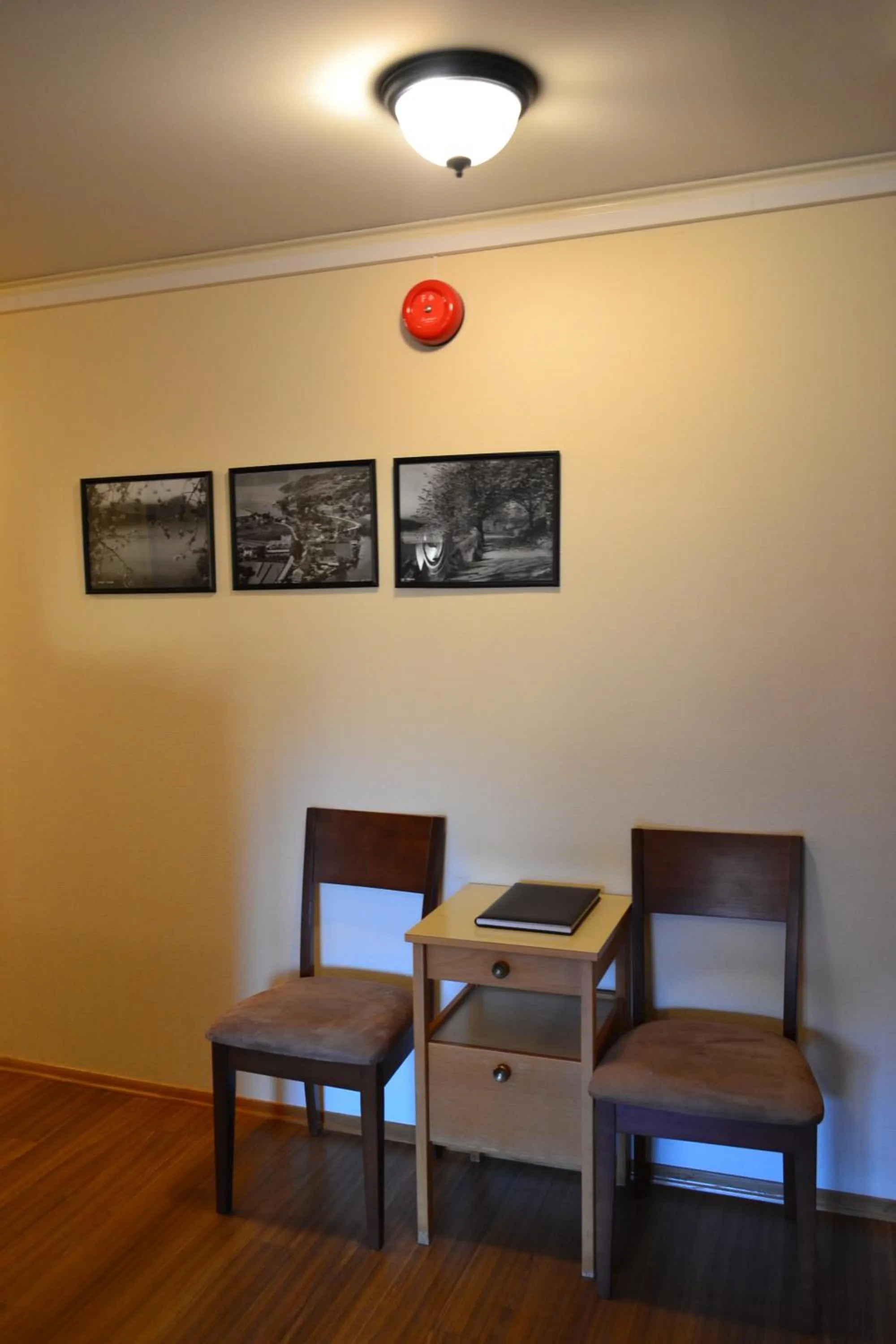 Facade/entrance in VIKEDAL VERTSHUS hotel