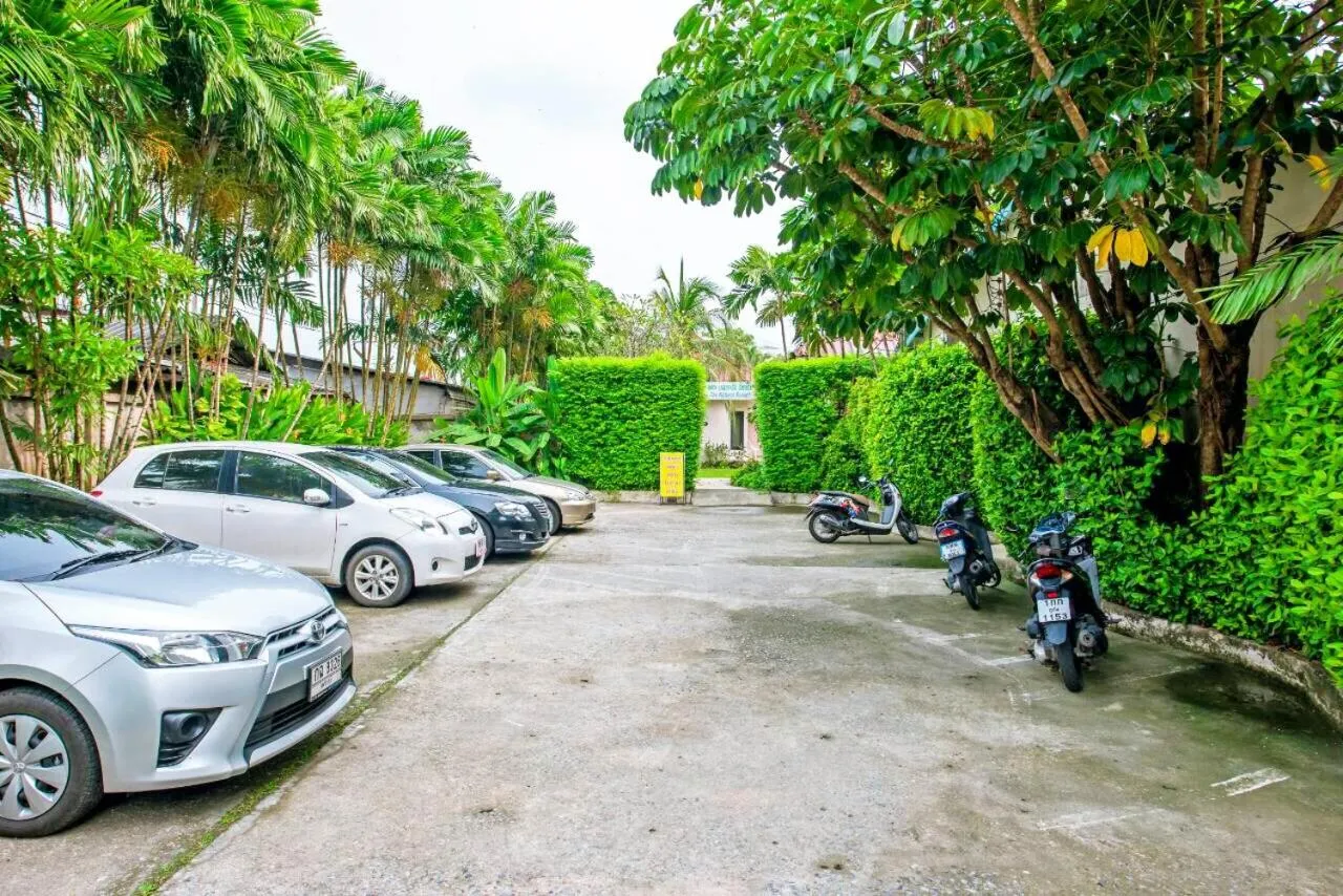 Area and facilities in Baantonsai Garden Resort