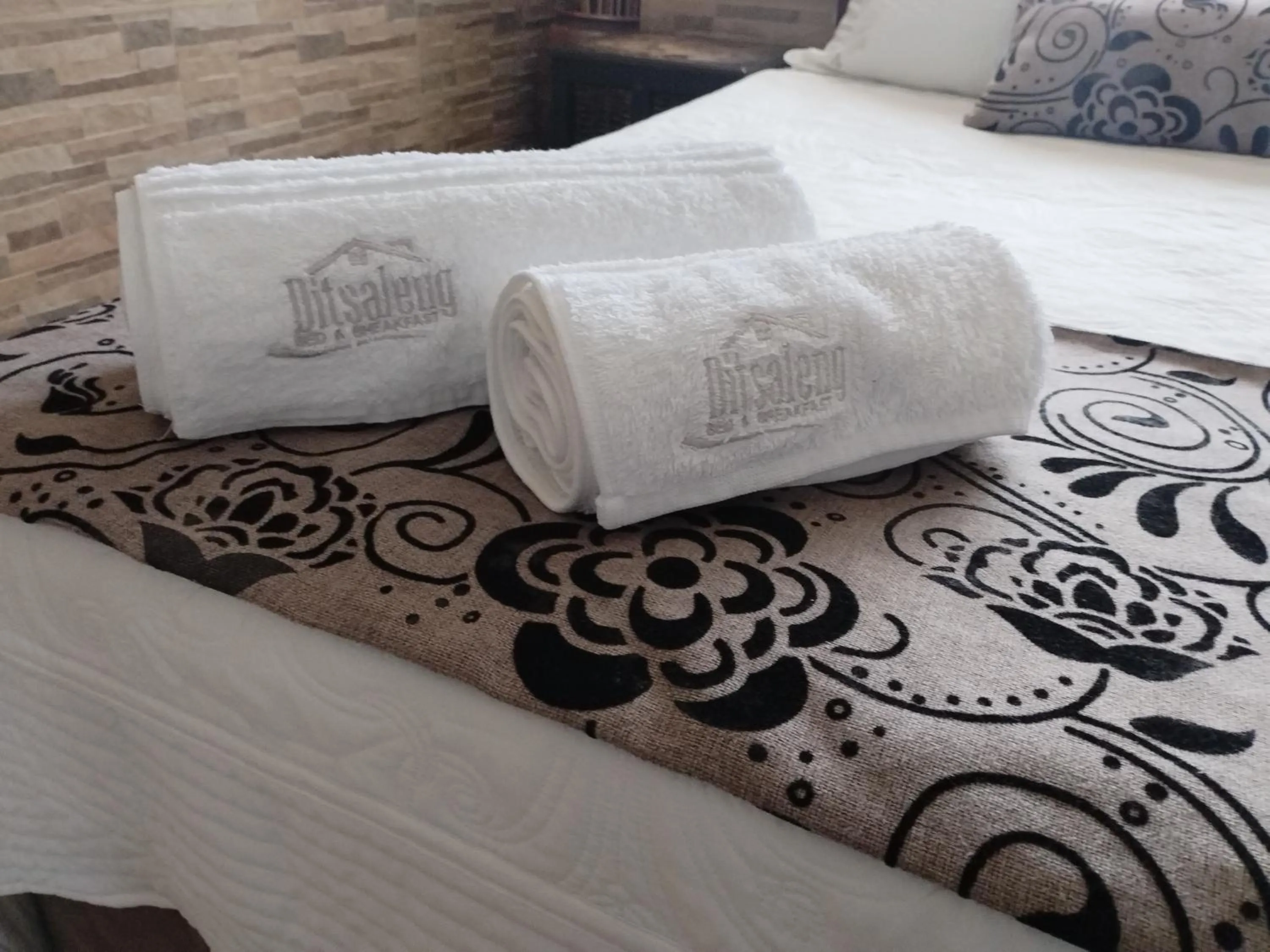 Bed in Ditsaleng Bed and Breakfast