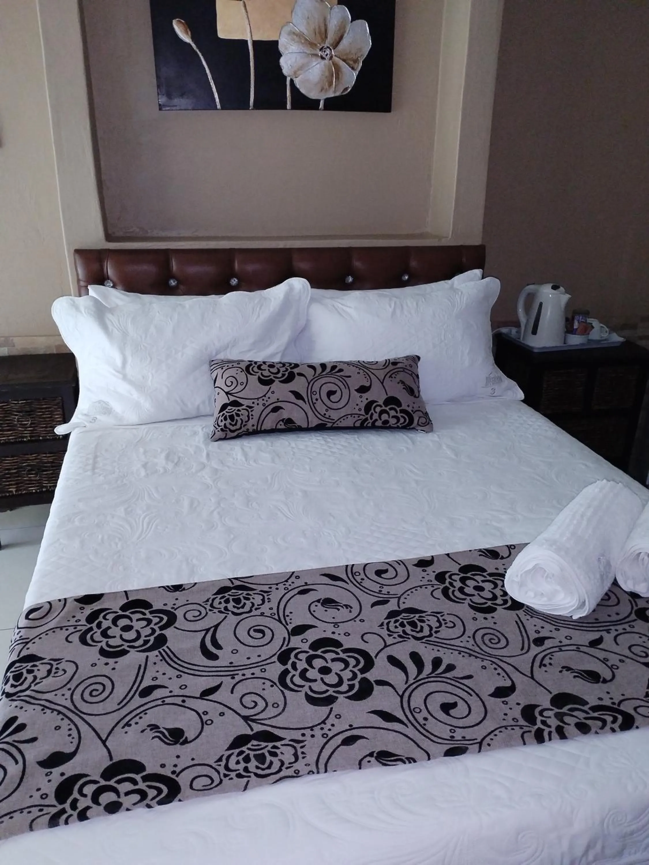 Bed in Ditsaleng Bed and Breakfast