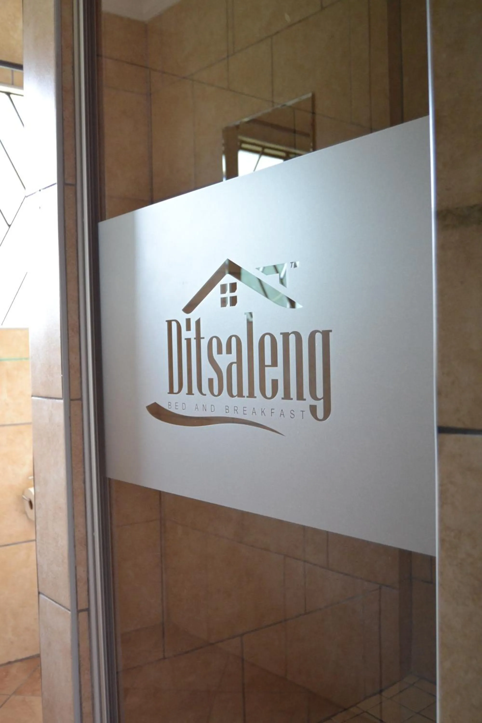 Bathroom in Ditsaleng Bed and Breakfast