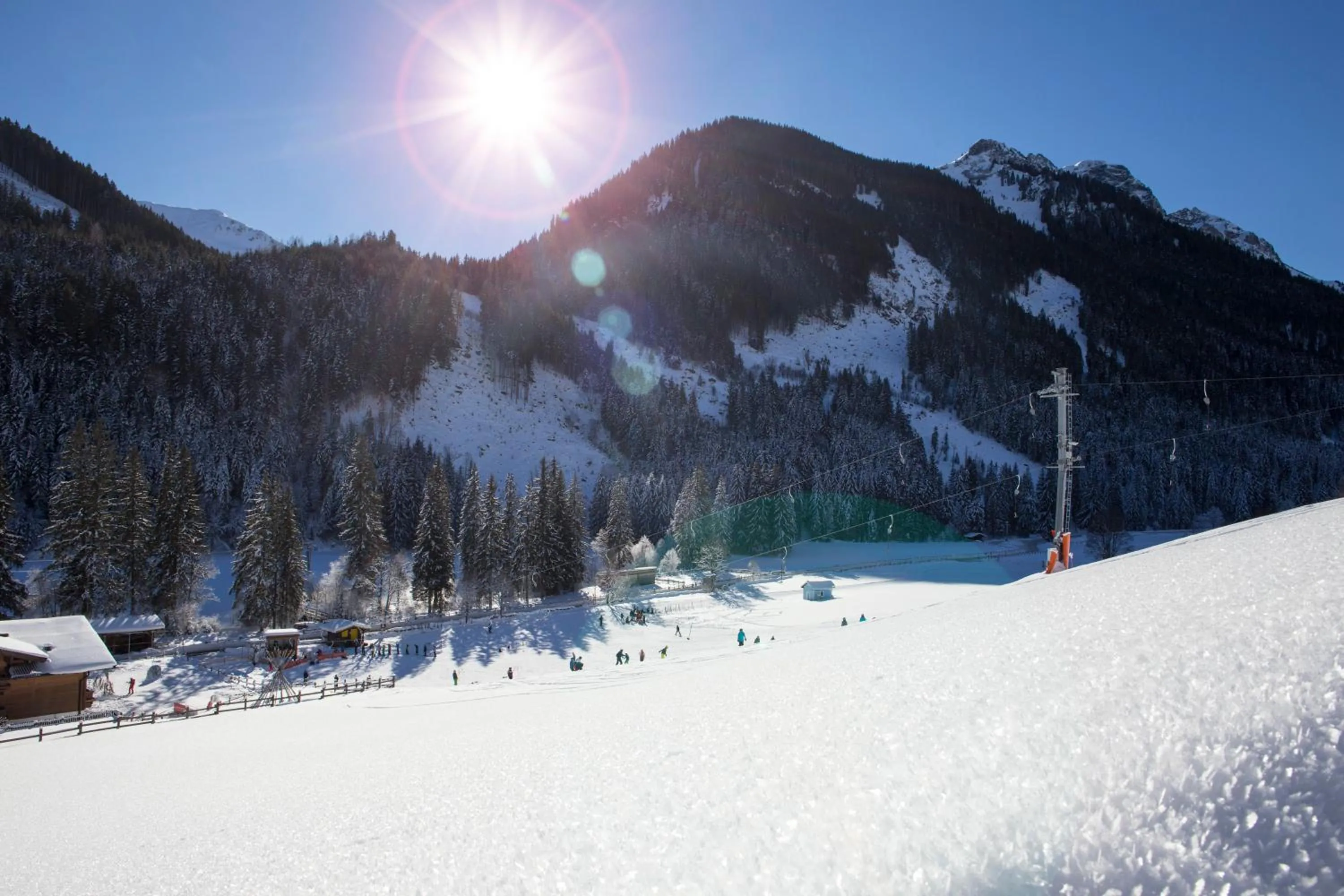 Skiing in Ferienhaus Oberlengau