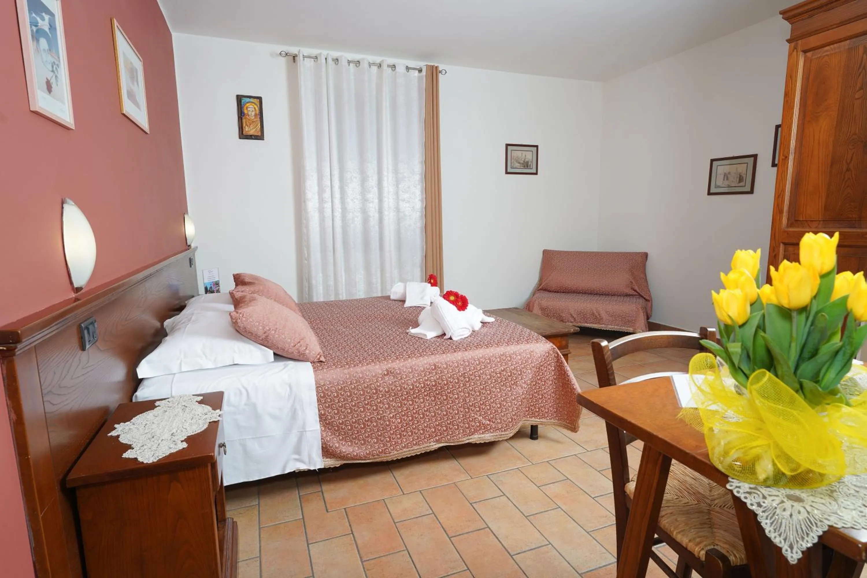 TV and multimedia in Camere il Cantico