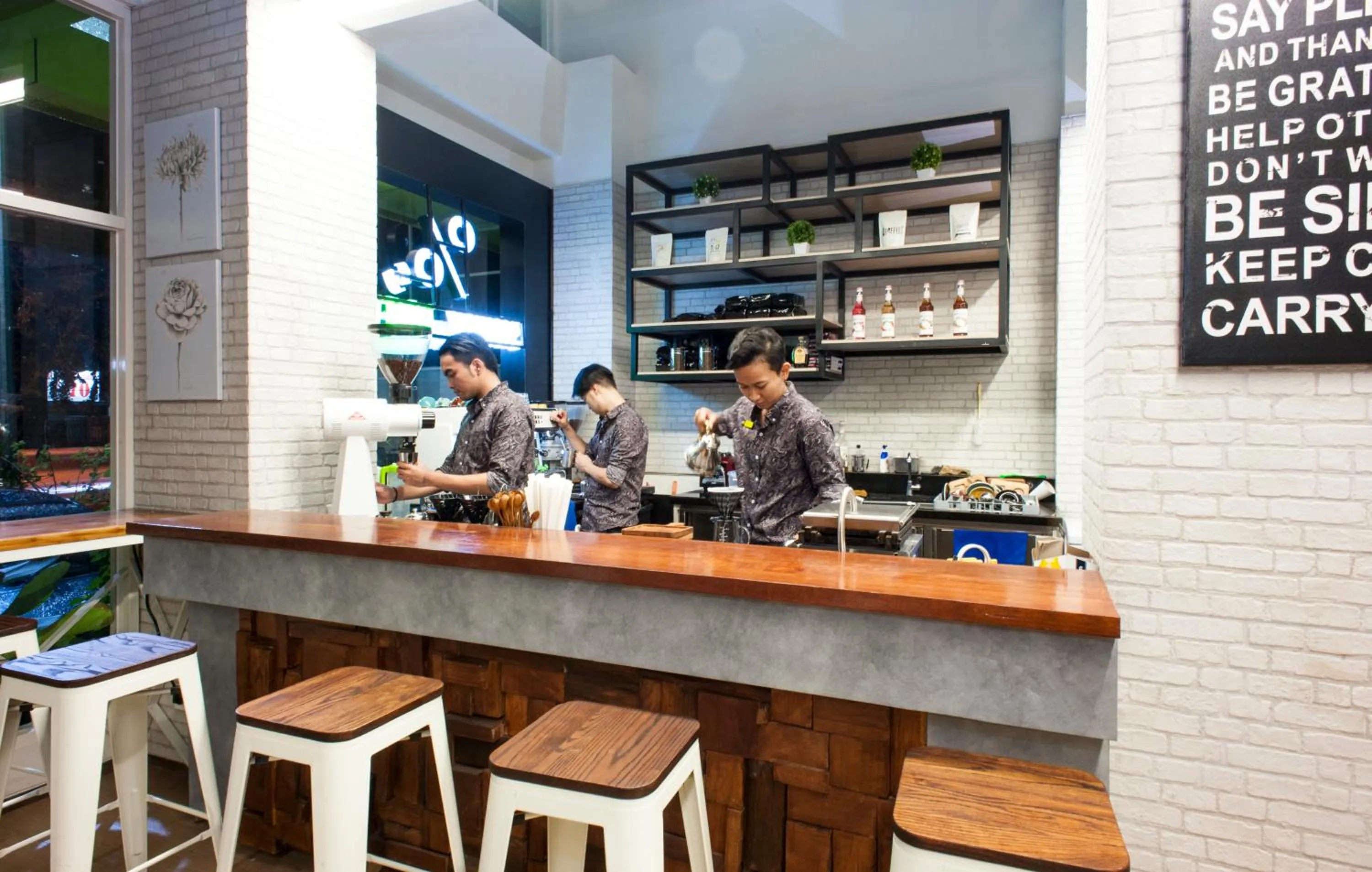 Staff in MaxOneHotels at Dharmahusada Surabaya