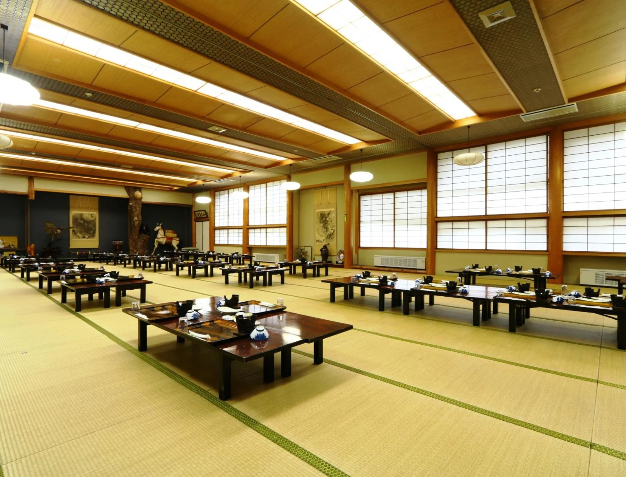 Restaurant/places to eat in Miyamaso