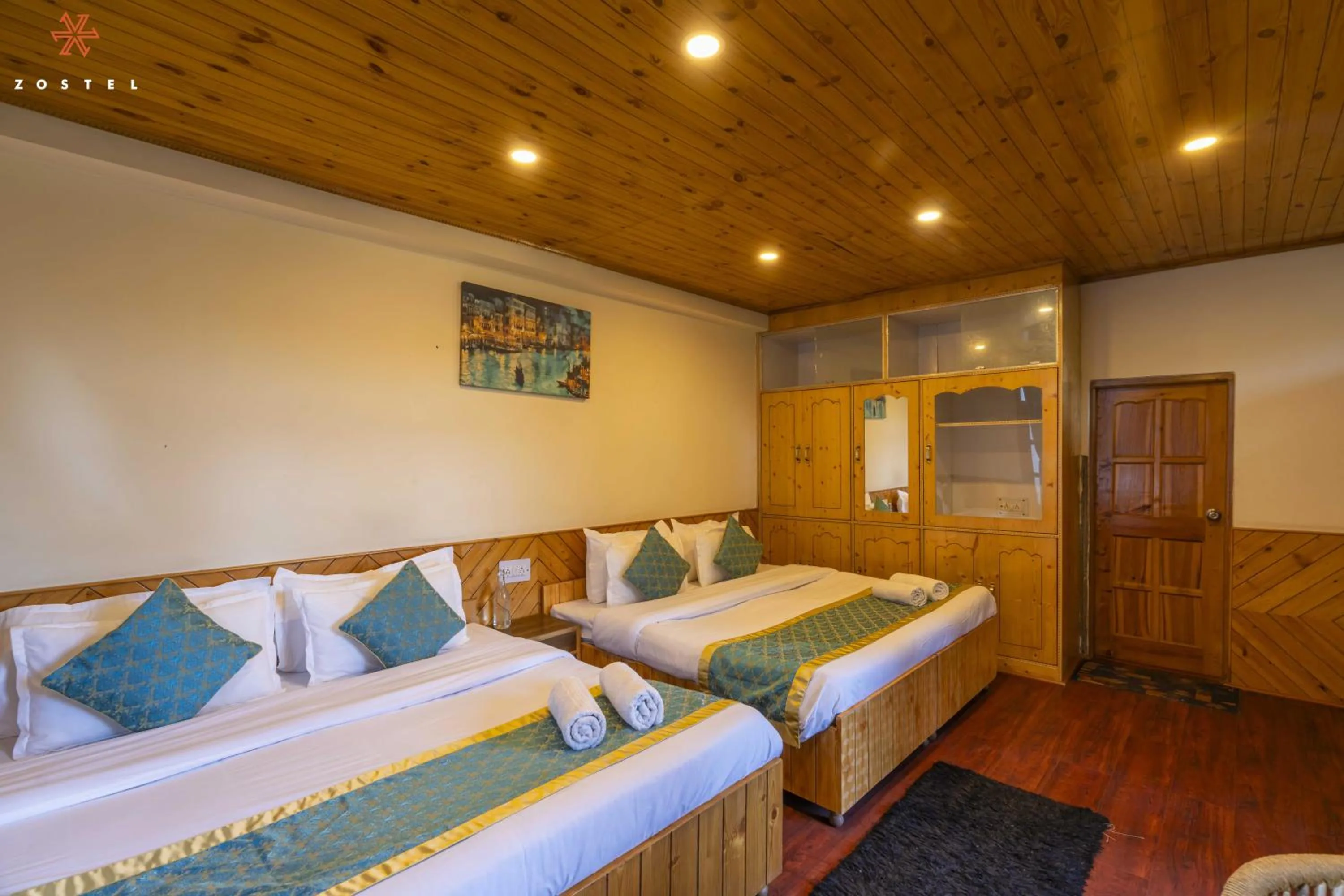 Bed in Zostel Old Manali