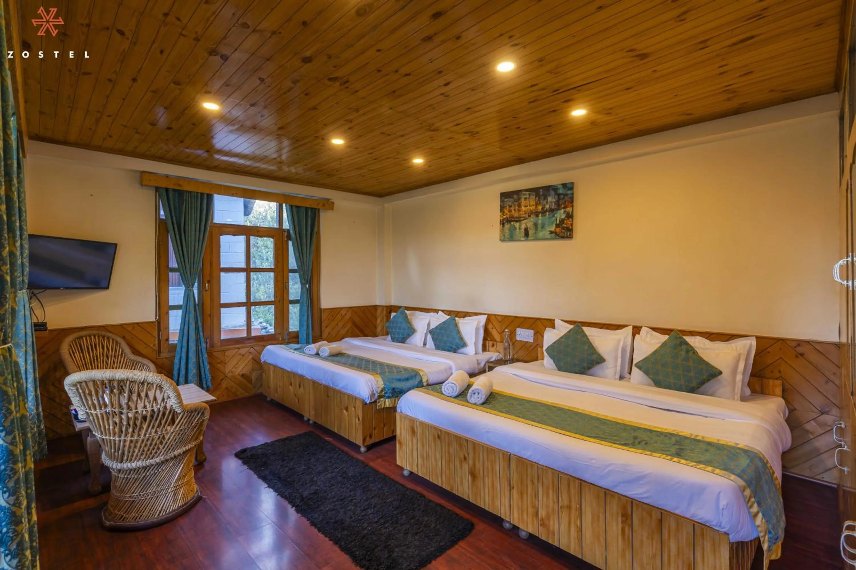 Bed in Zostel Old Manali