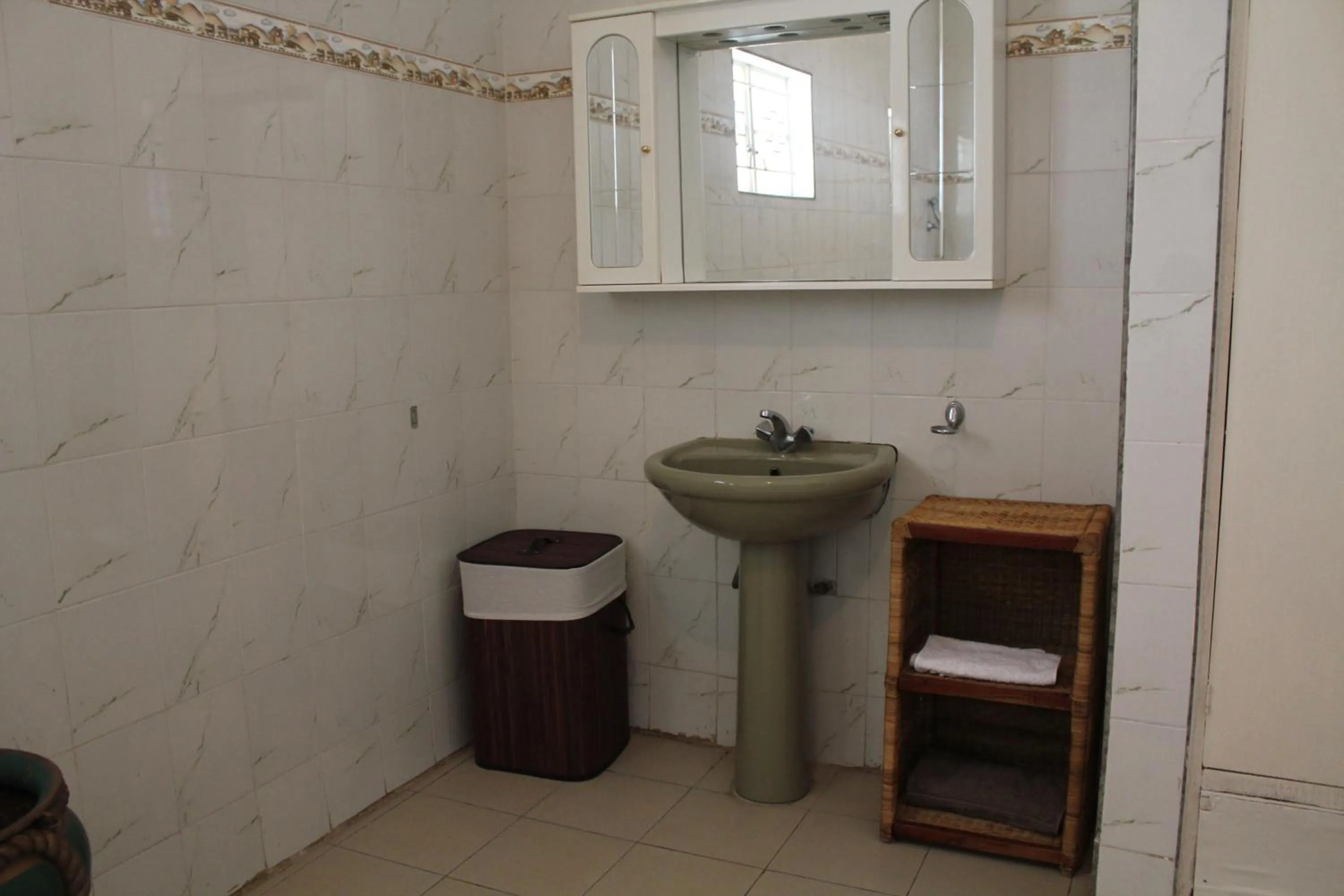 Bathroom in Blue Lagoon Lodge Blantyre