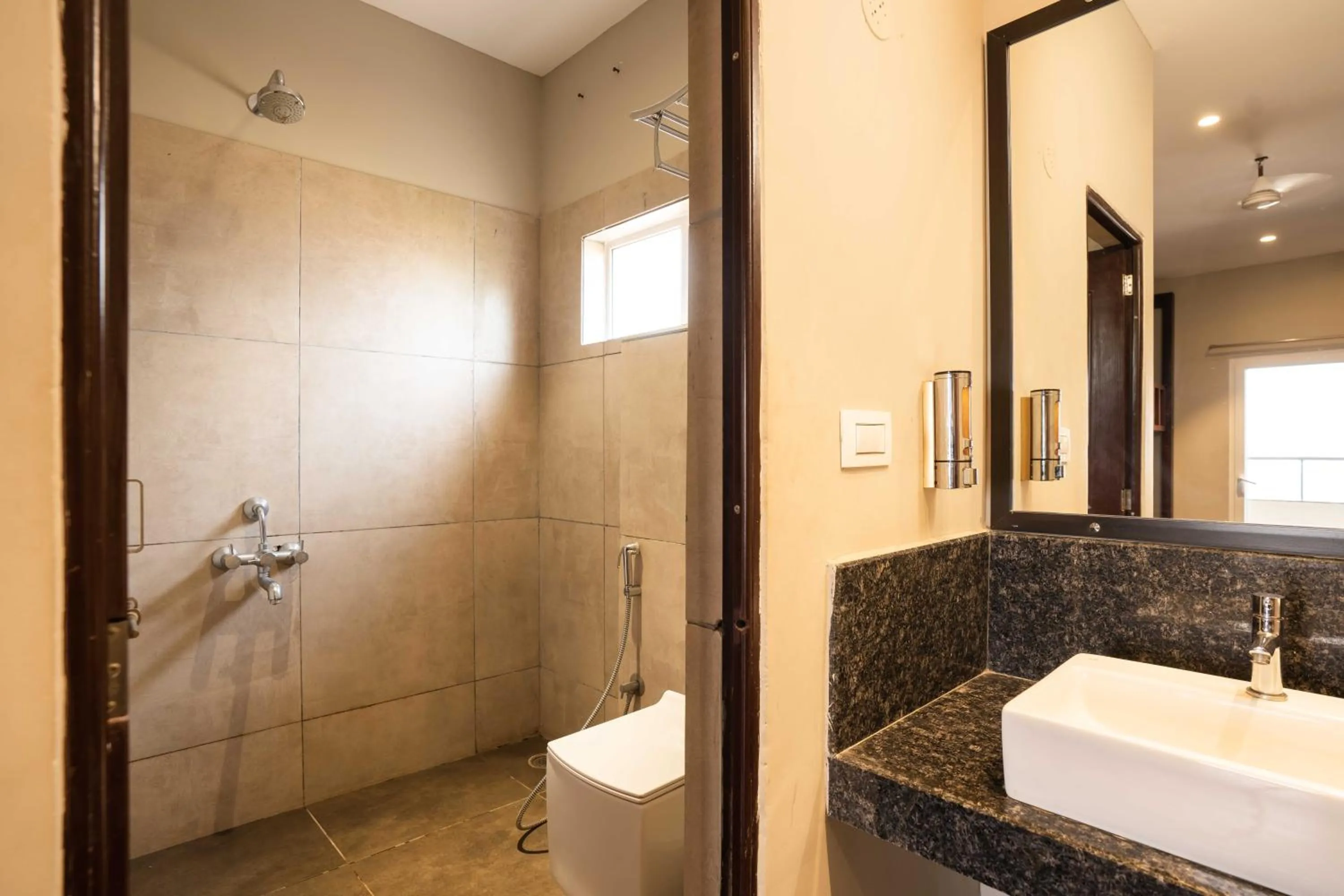 Shower in Zostel Gokarna