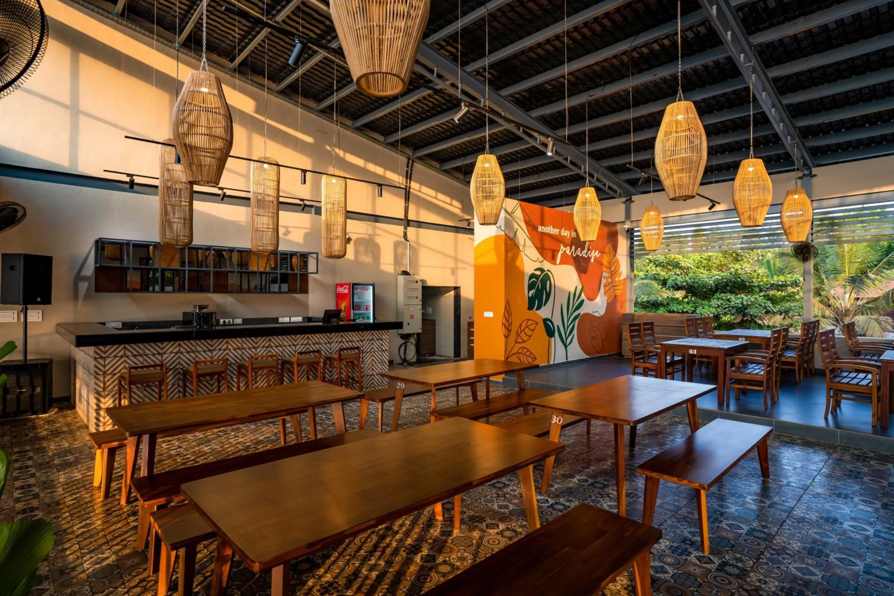 Dining area in Zostel Gokarna