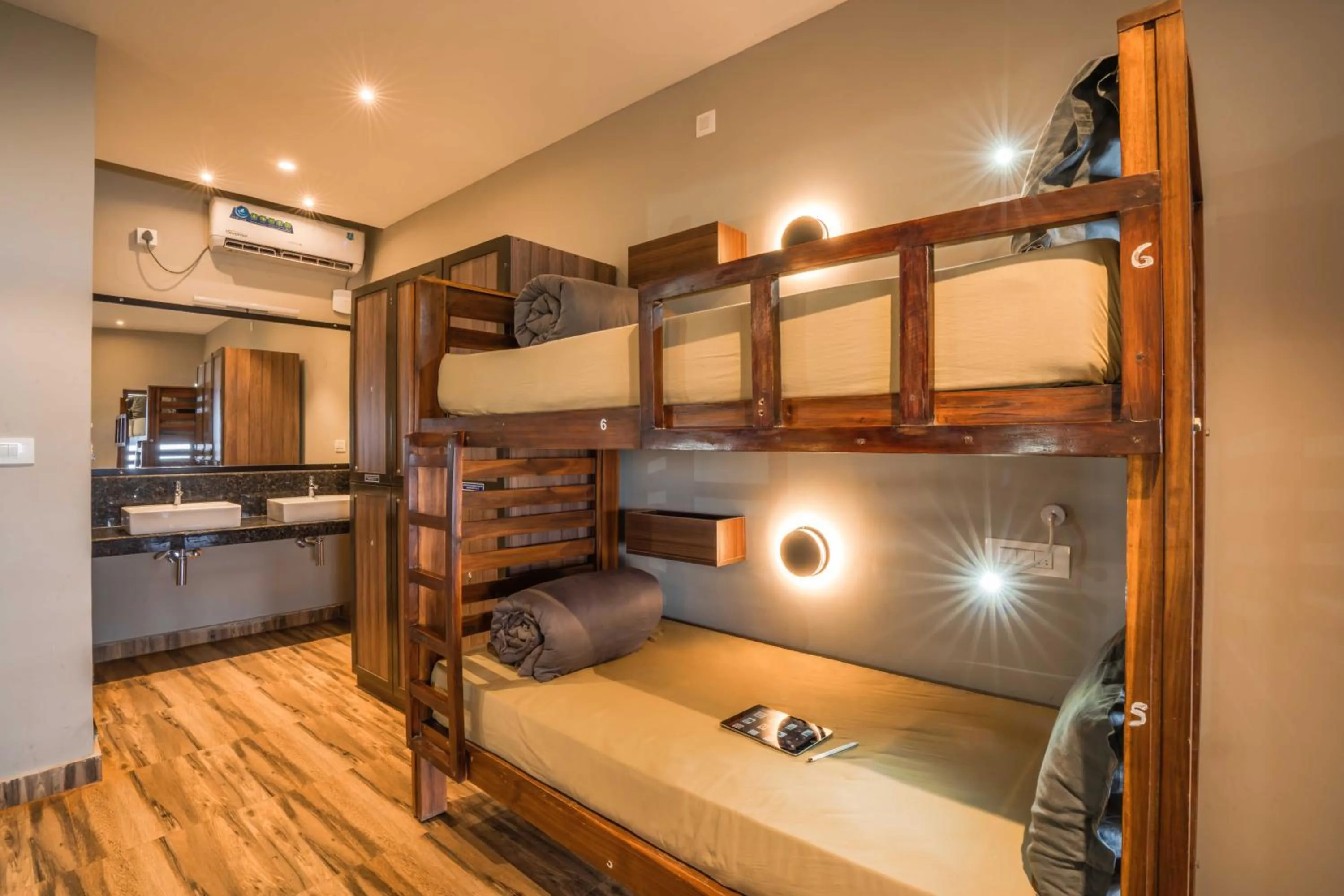 bunk bed, Bed in Zostel Gokarna