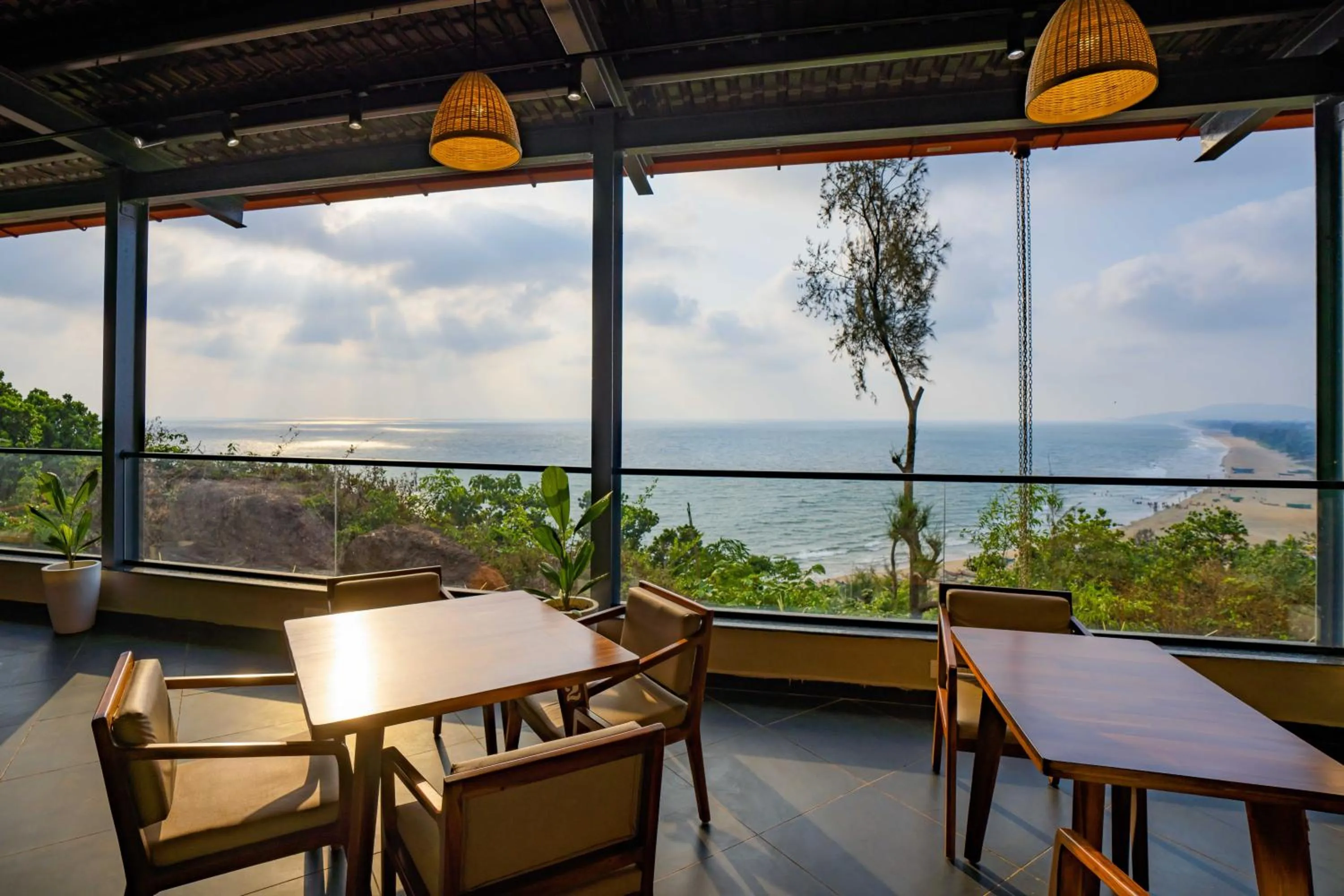 Restaurant/places to eat in Zostel Gokarna