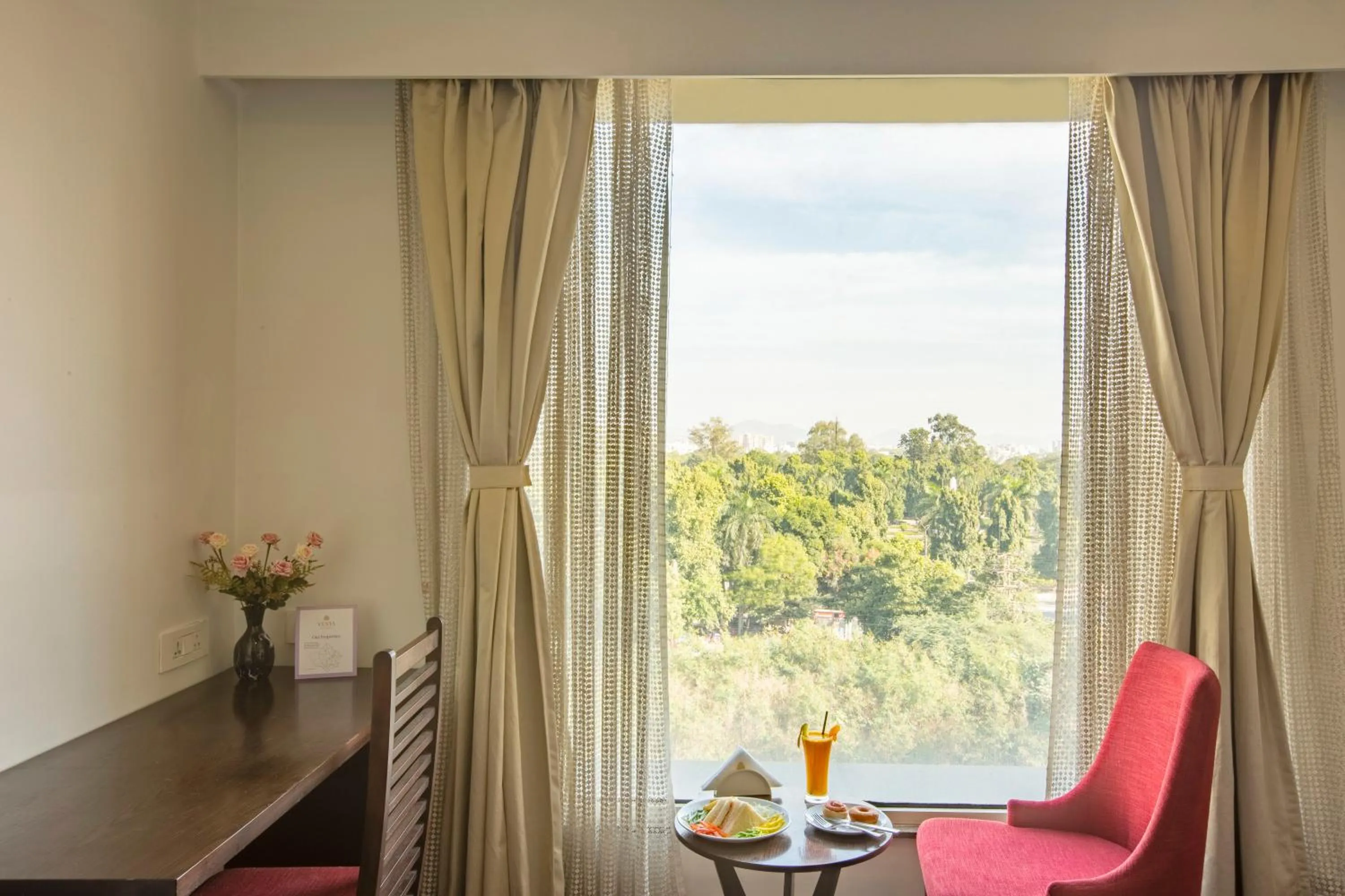 Natural landscape in Hotel Mumbai House