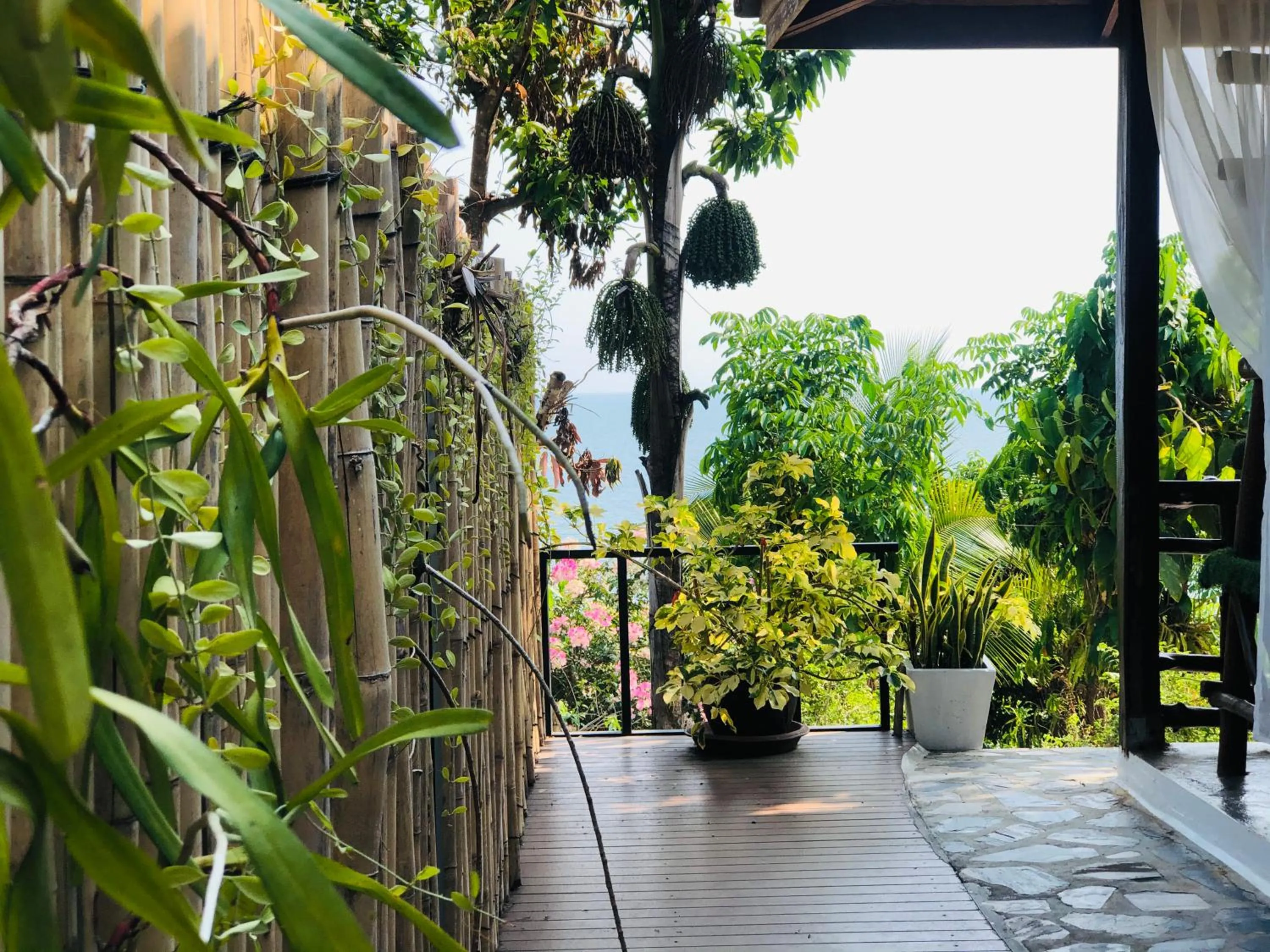 Property building in Oon Lee Bungalows