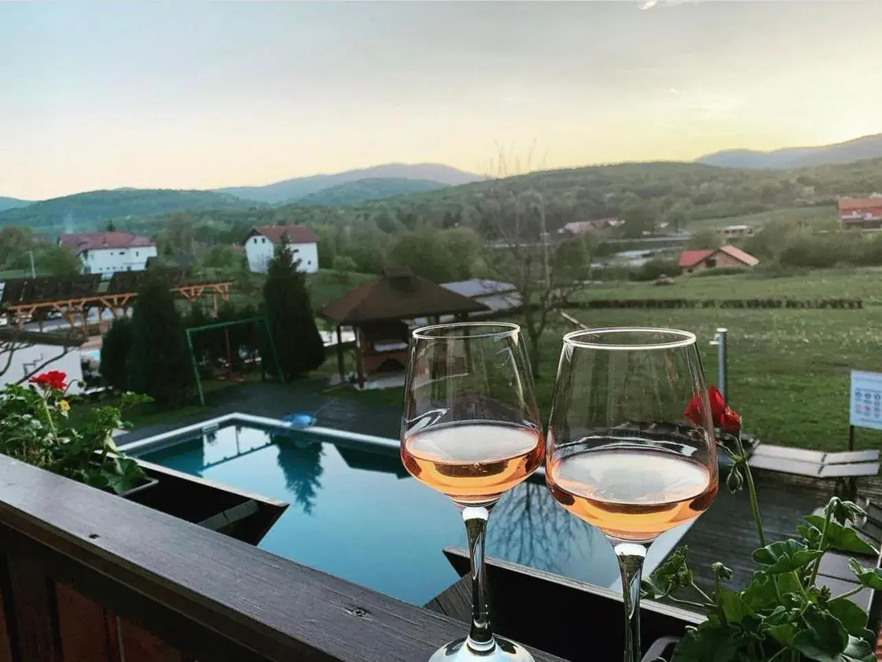 Family Room in House Tina Family Room in House Tina