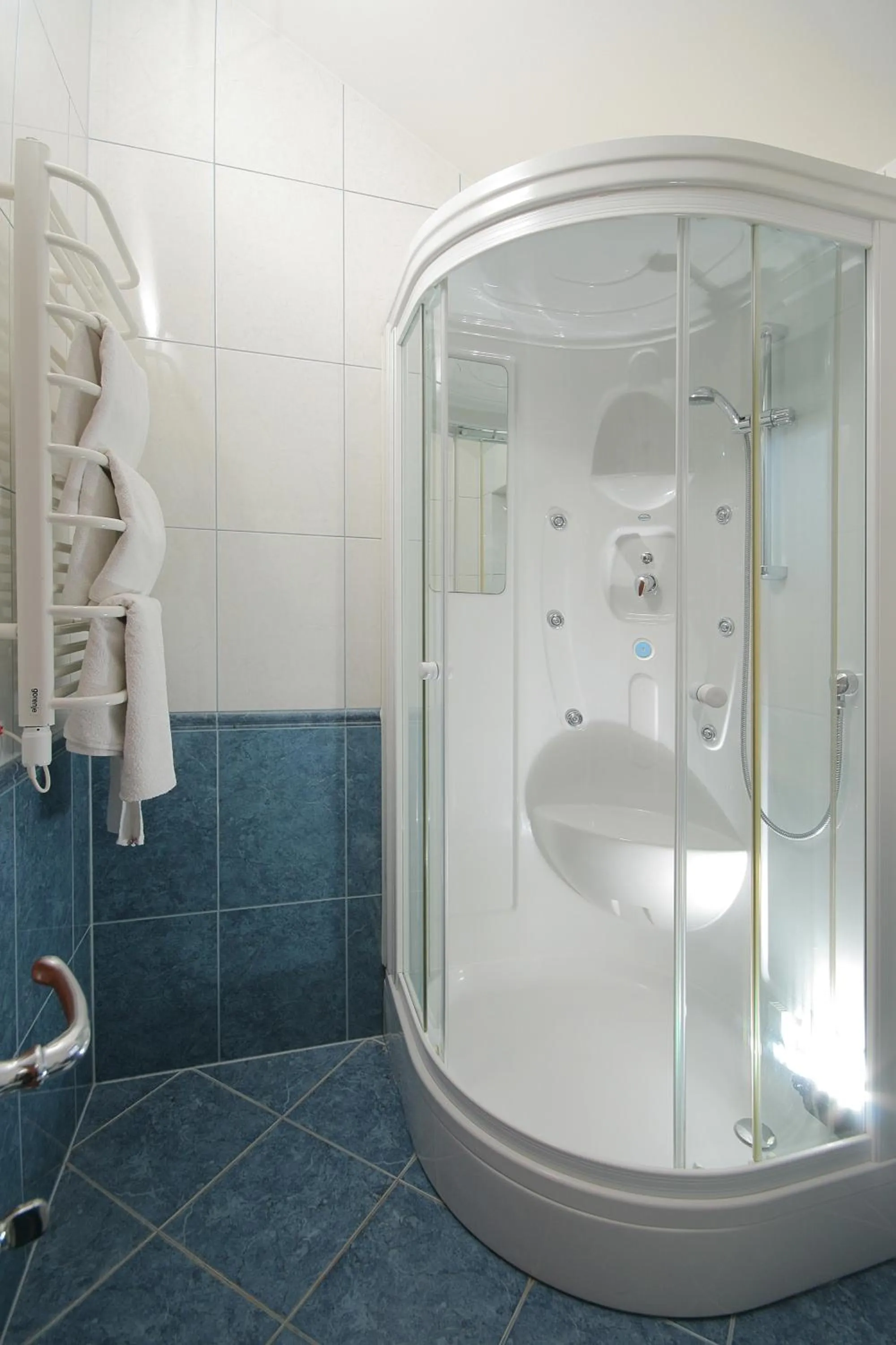 Shower in Hotel Trogir