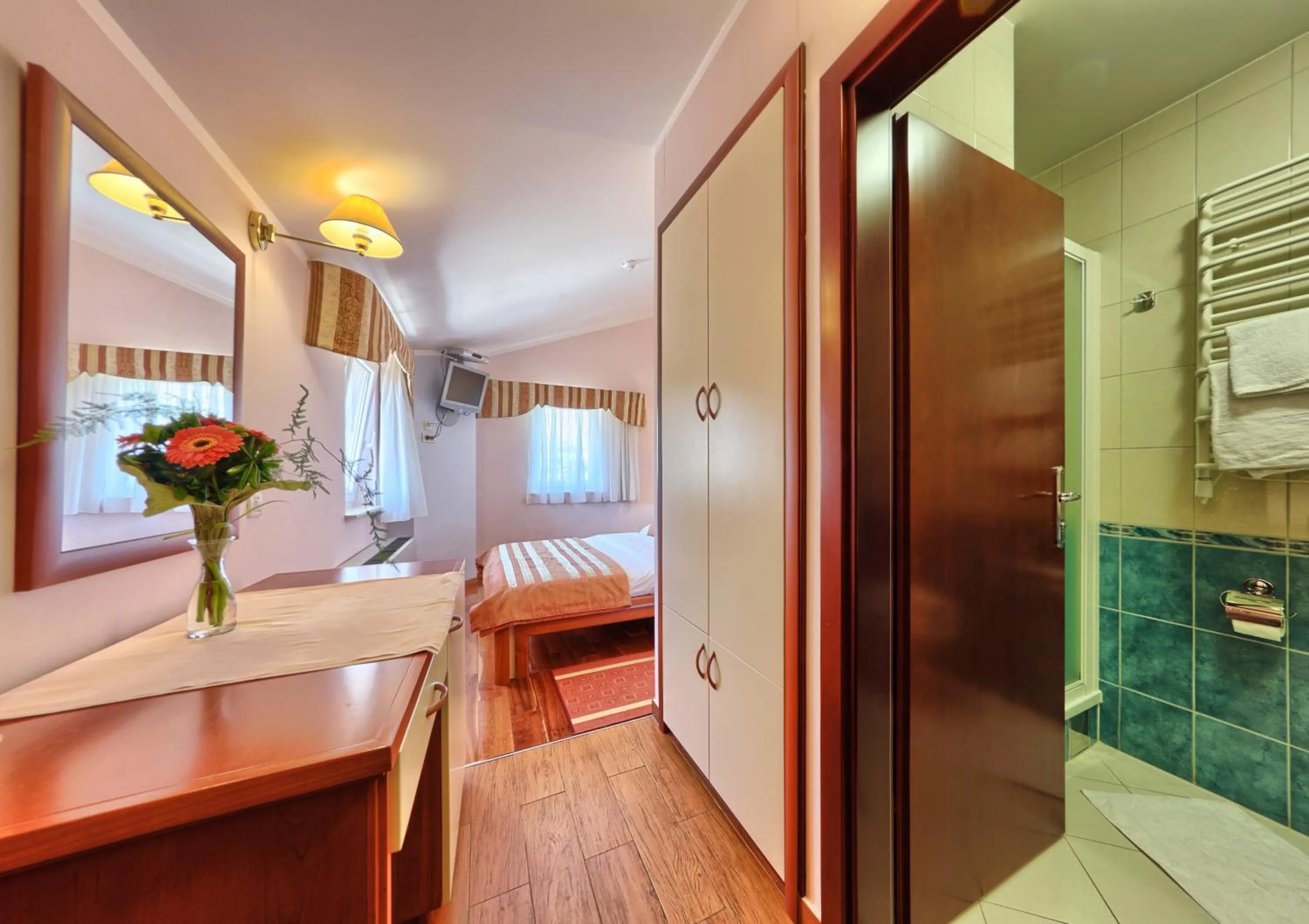 Photo of the whole room, Bed in Hotel Trogir