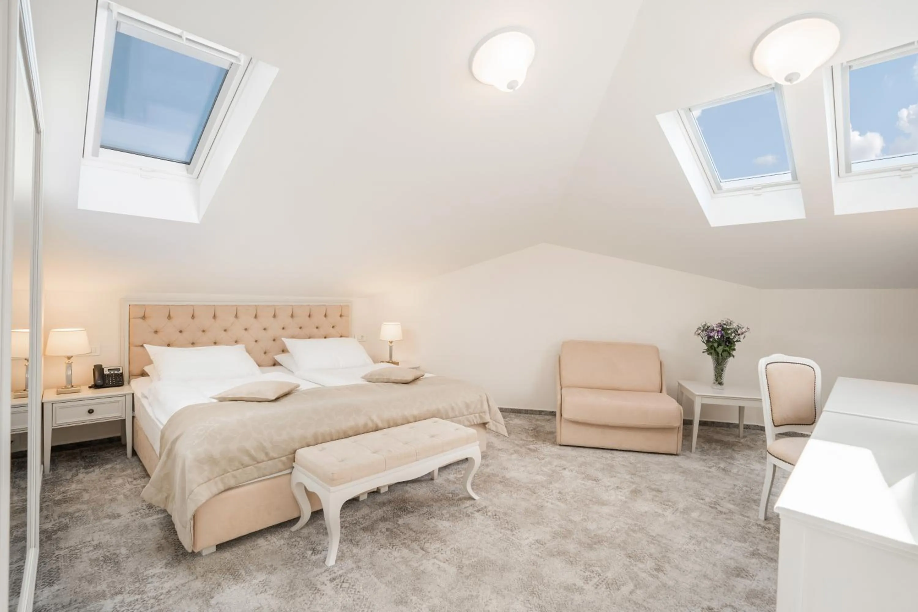 Bedroom, Bed in Hotel Bellevue - by Liburnia Hotels & Villas