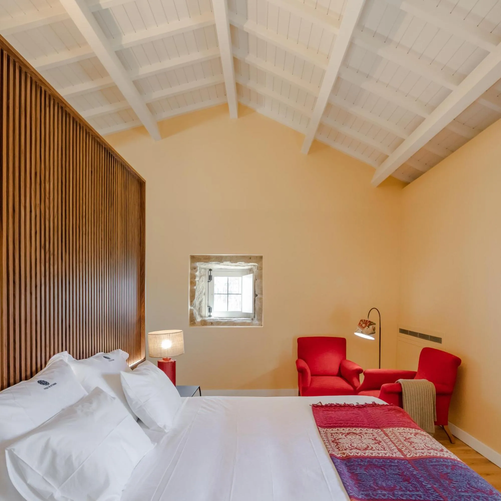 Seating area, Bed in Hotel Paço de Vitorino