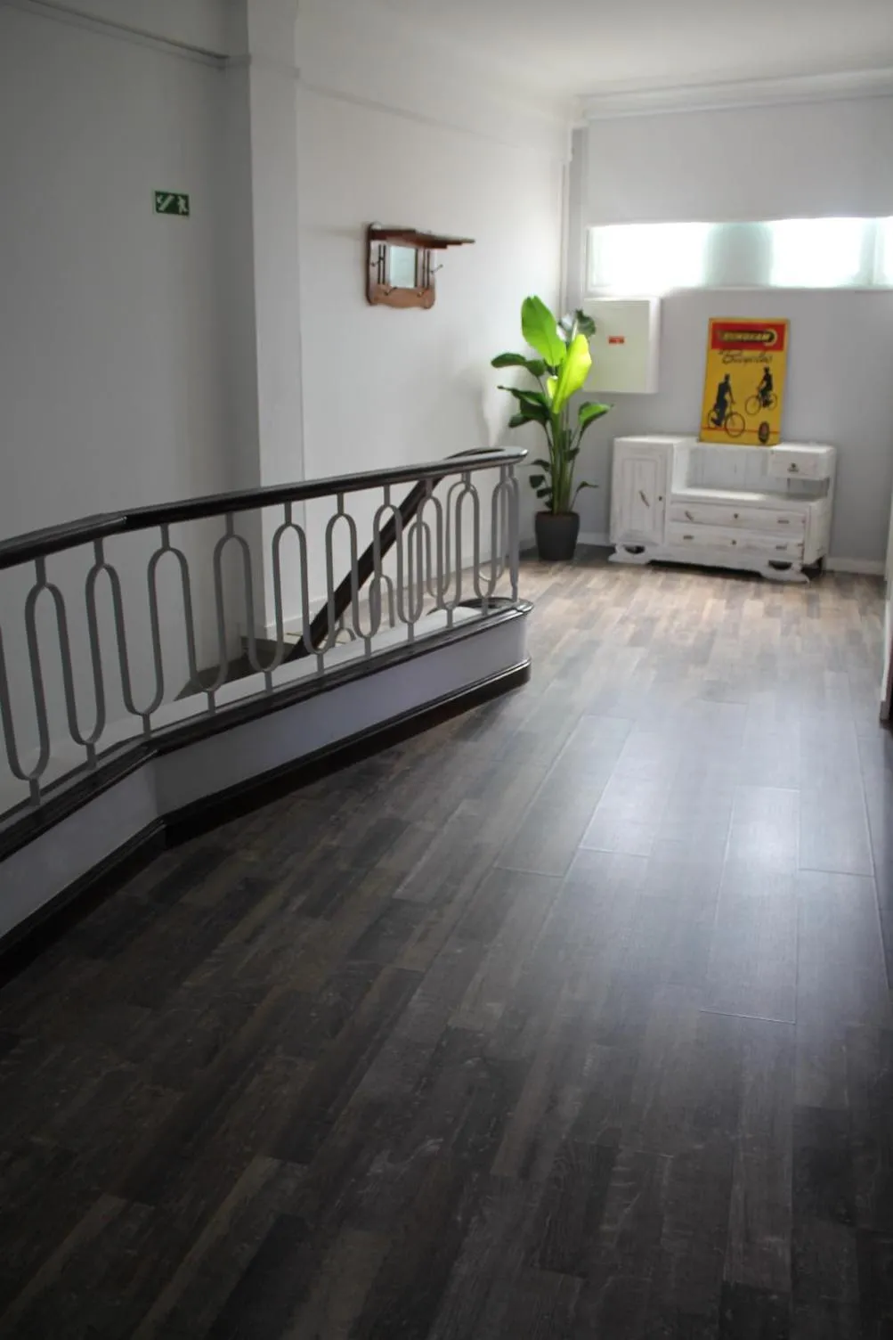 Seating area in LL Picaria 16