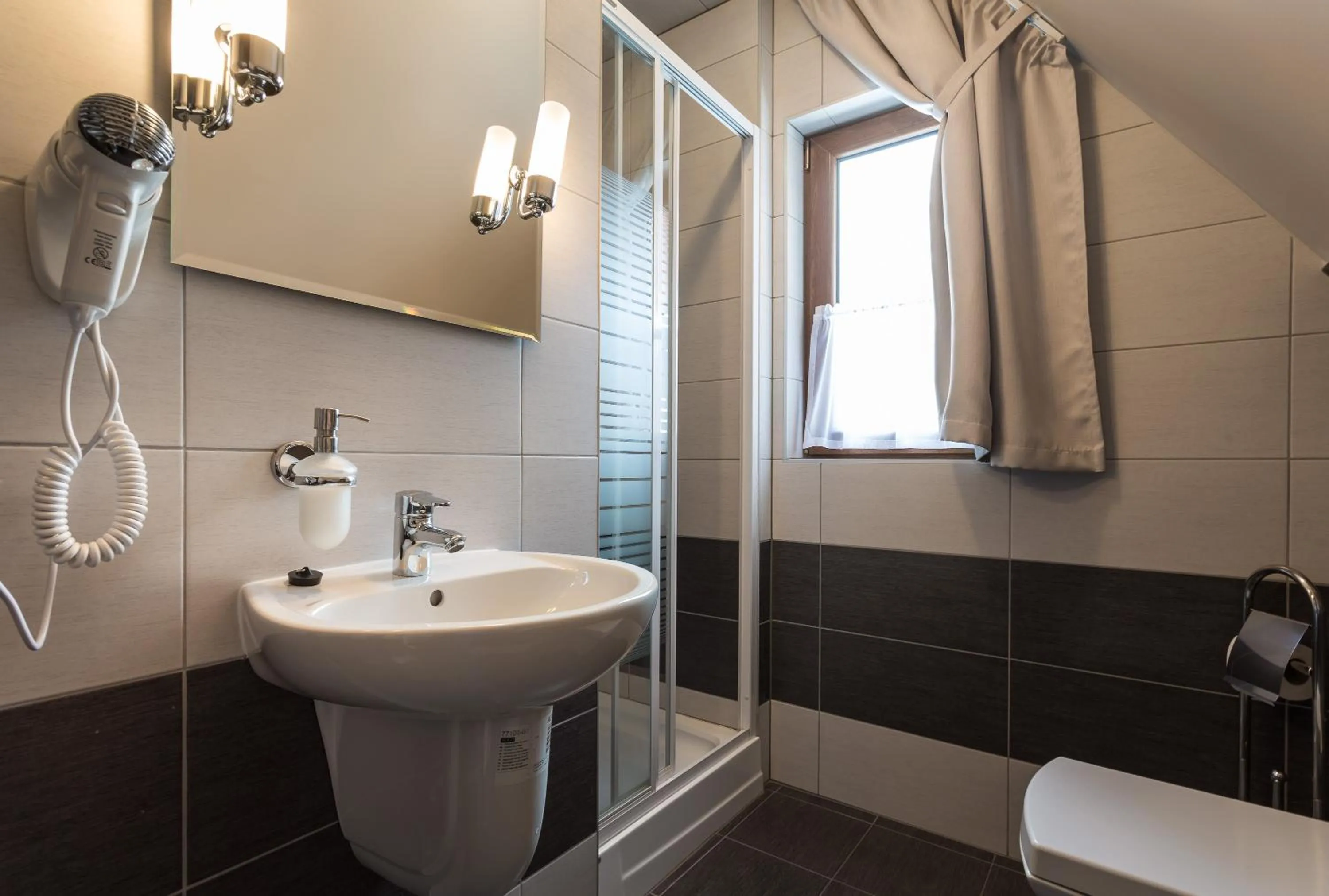 Bathroom in Walkowy Dwor