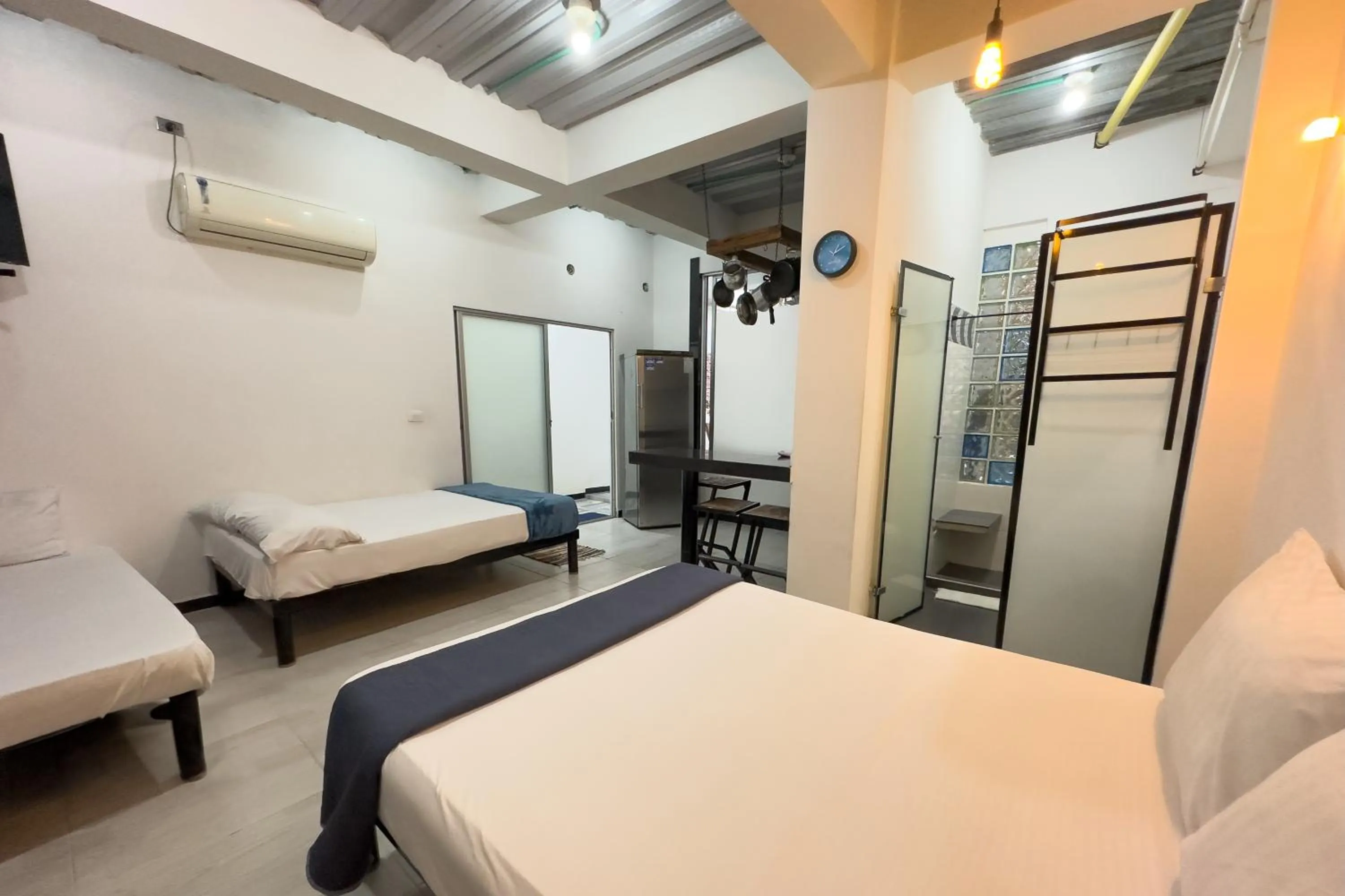 Photo of the whole room, Bed in Hotel Family House Rodadero