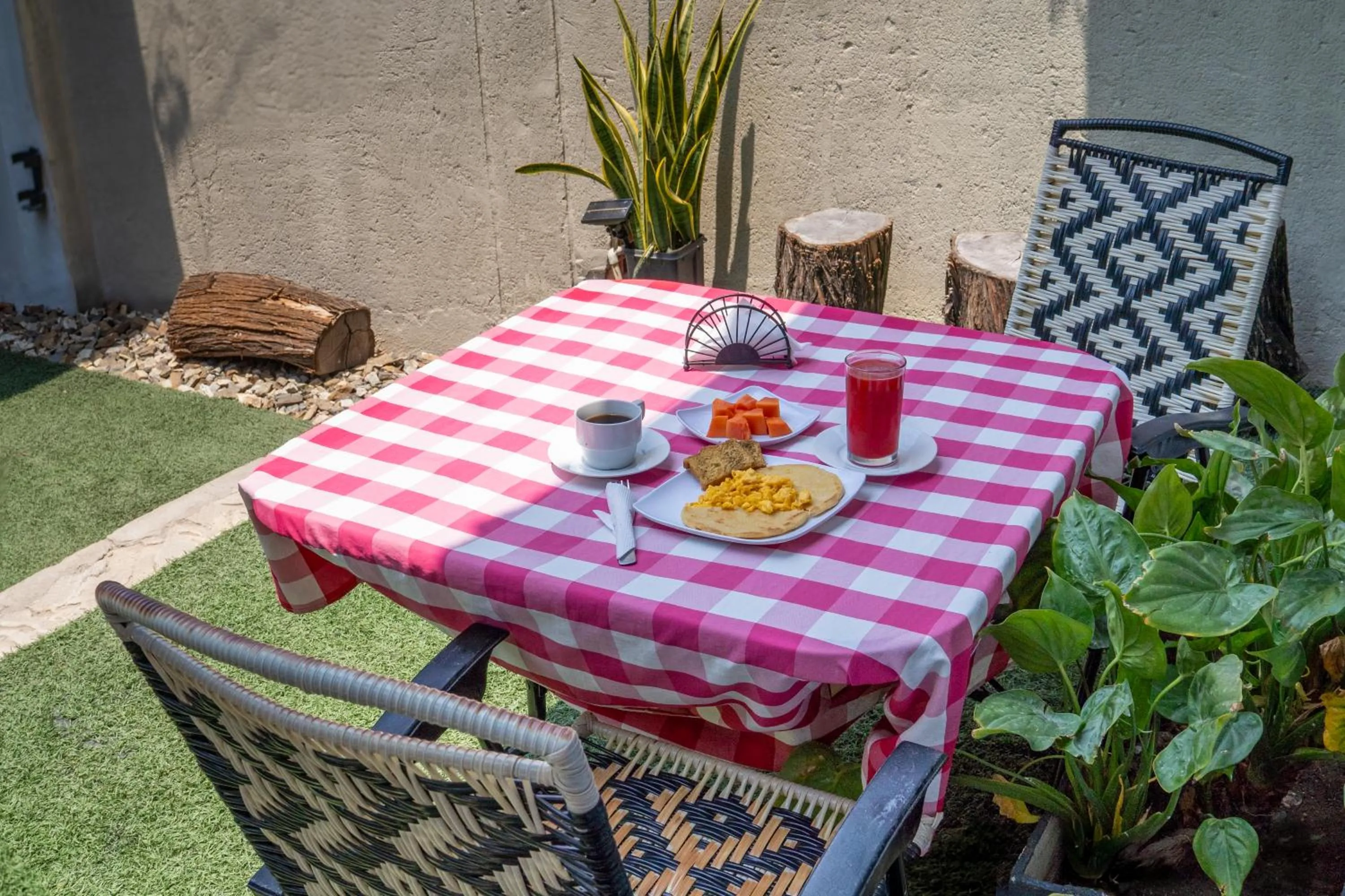 Breakfast in Hotel Family House Rodadero