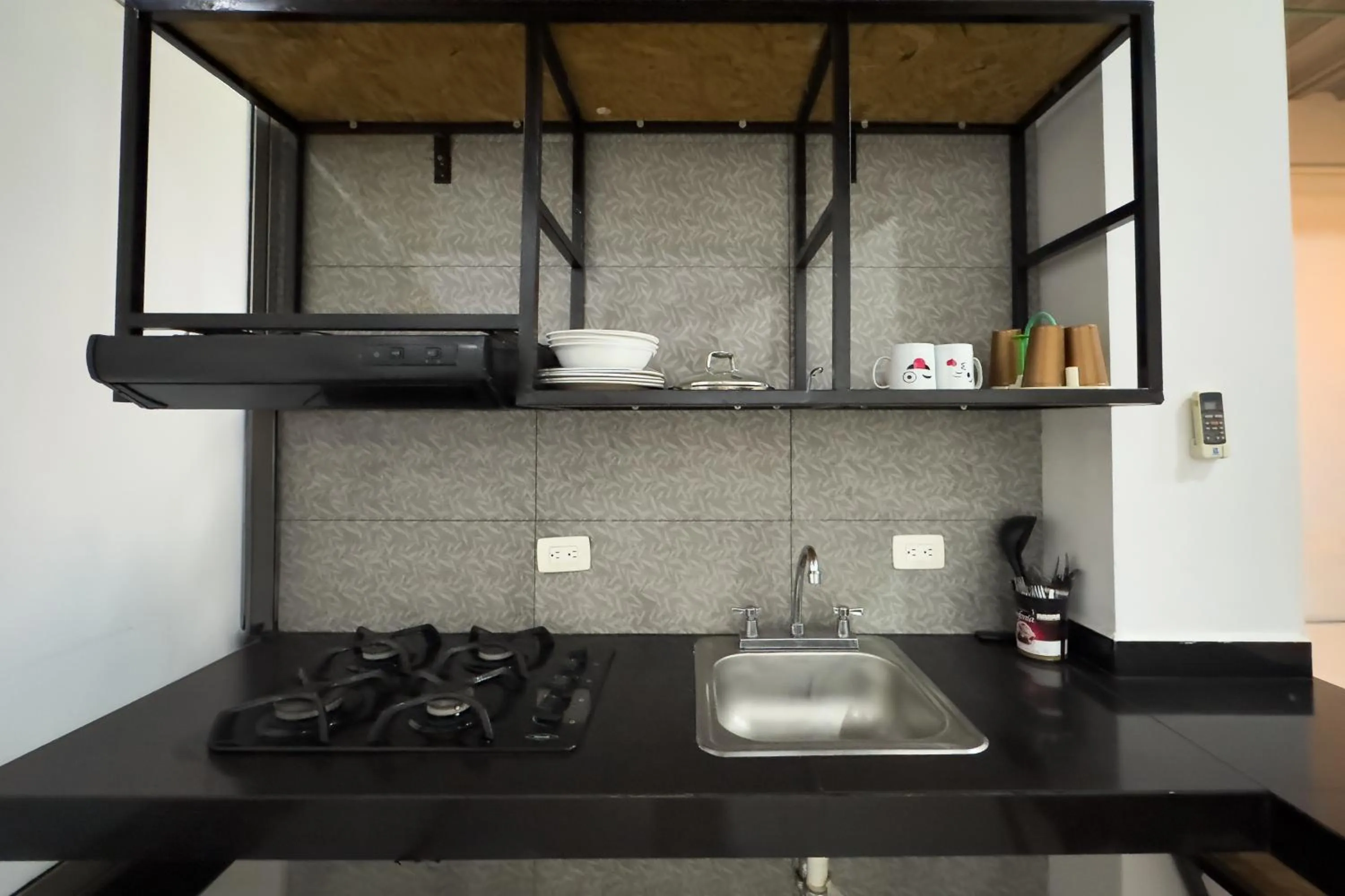 Kitchen or kitchenette in Hotel Family House Rodadero