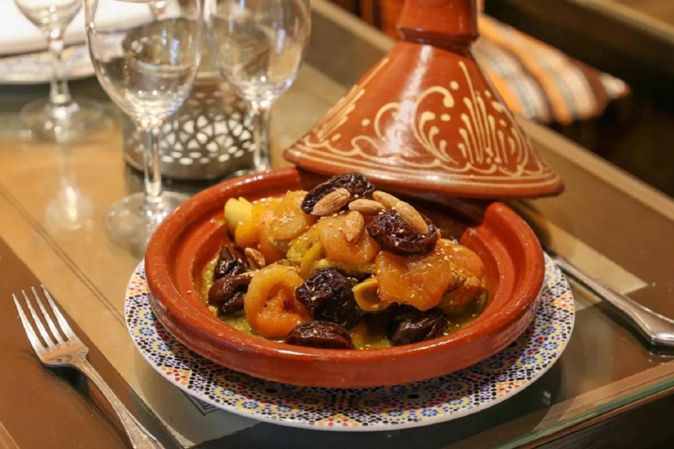 Restaurant/places to eat in Palais Nazha Fes - Luxury Lodging