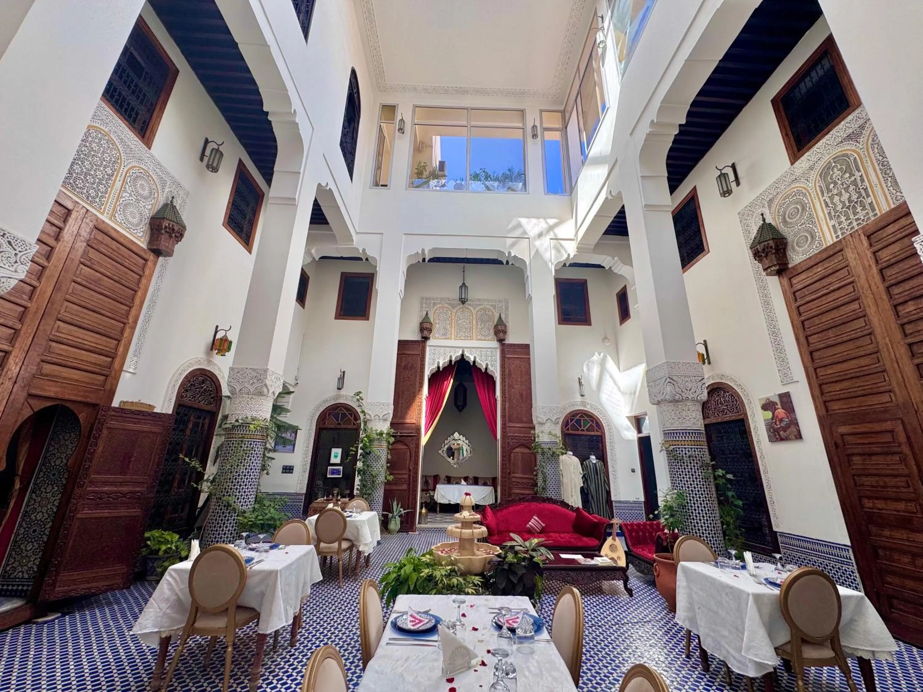 Lobby or reception in Palais Nazha Fes - Luxury Lodging