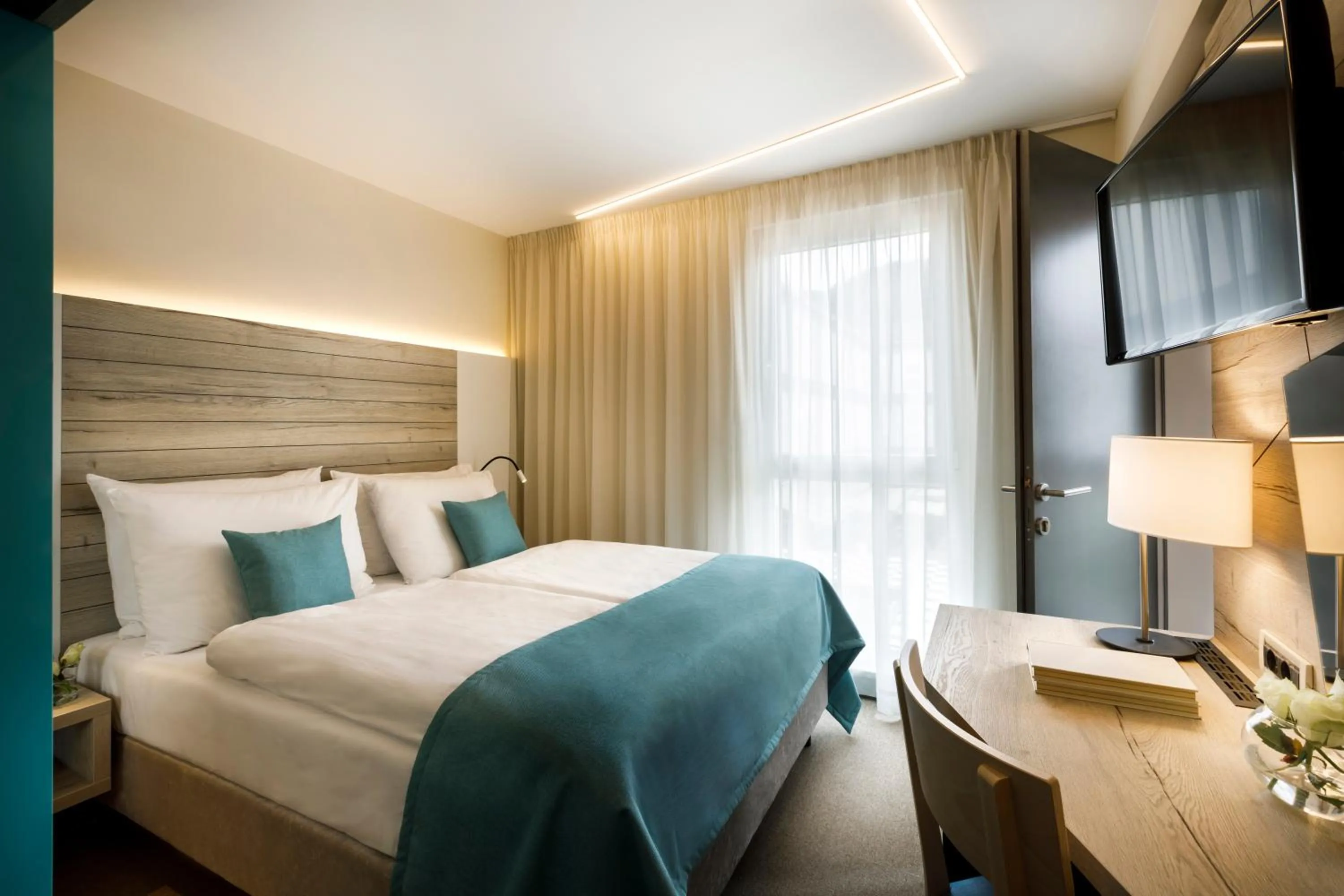 TV and multimedia, Bed in Hotel Marina - Liburnia