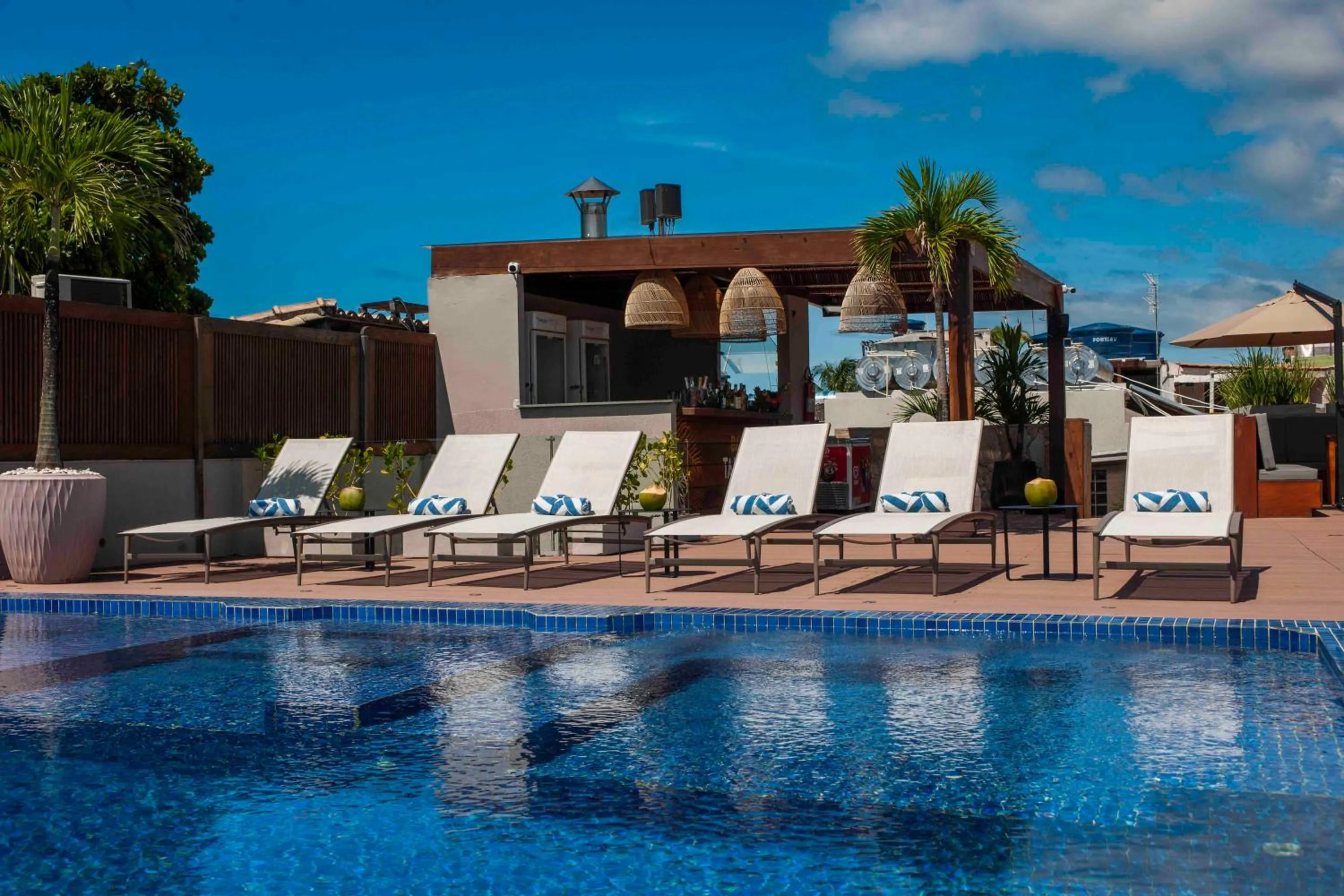 Swimming pool in Pousada Bahia Tambor
