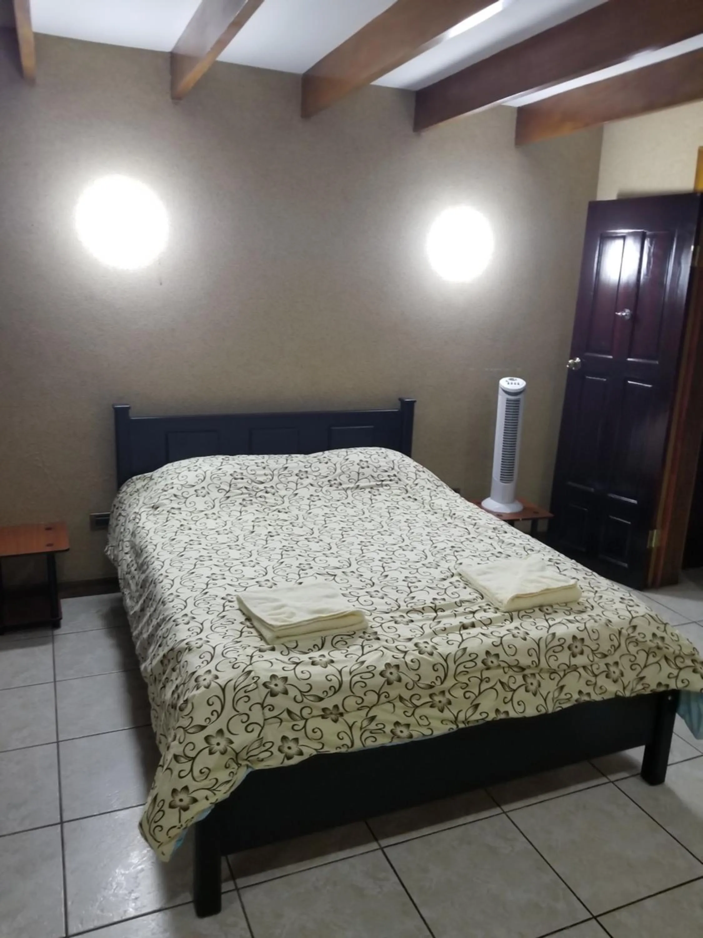 Bed in Hotel Monte Campana Escazu