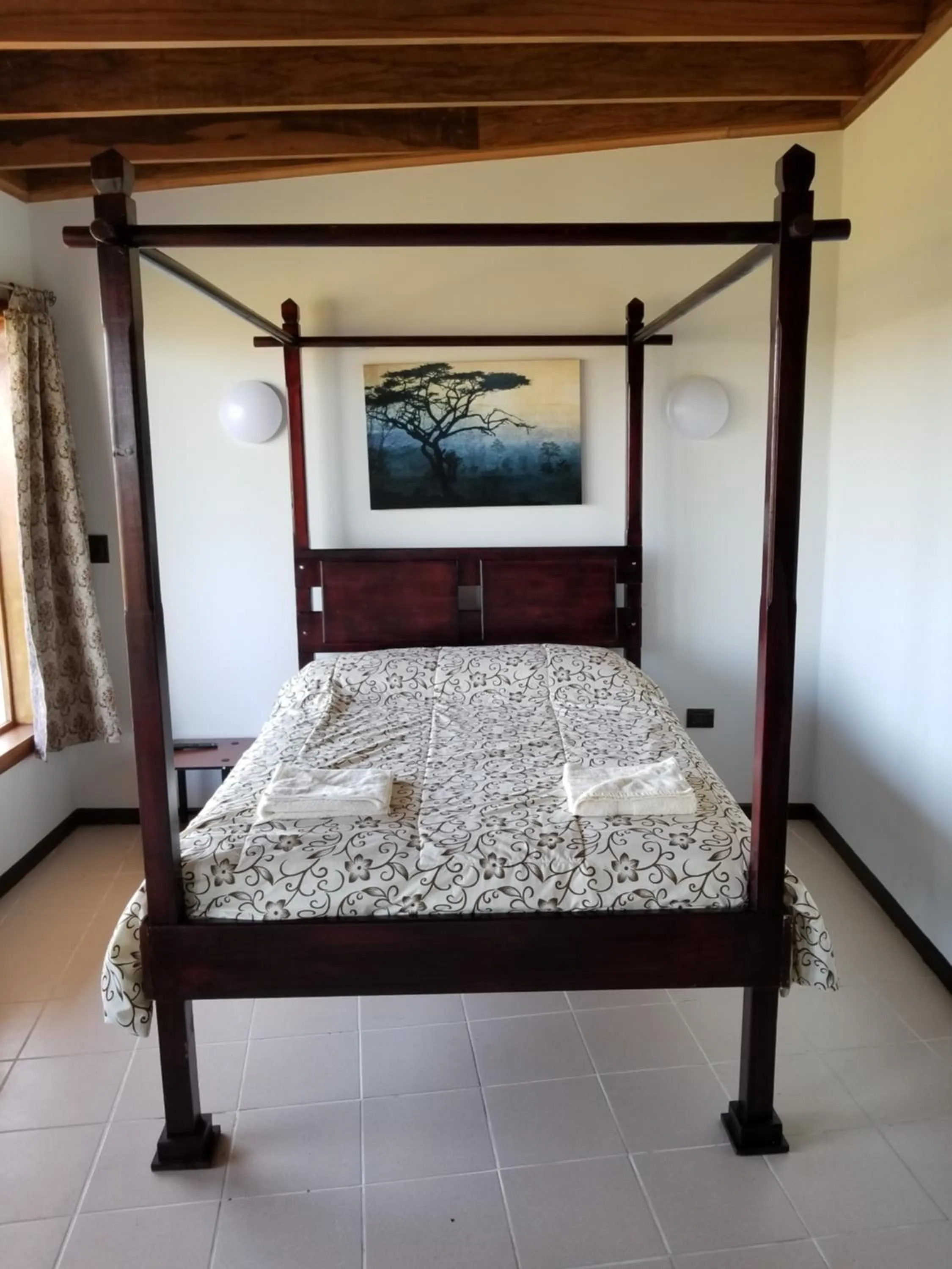 Bed in Hotel Monte Campana Escazu