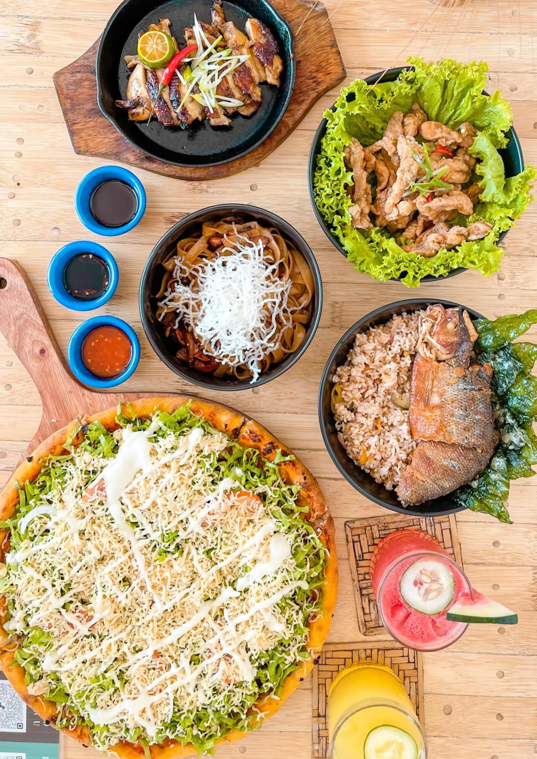 Restaurant/places to eat in Vela Terraces Hotel