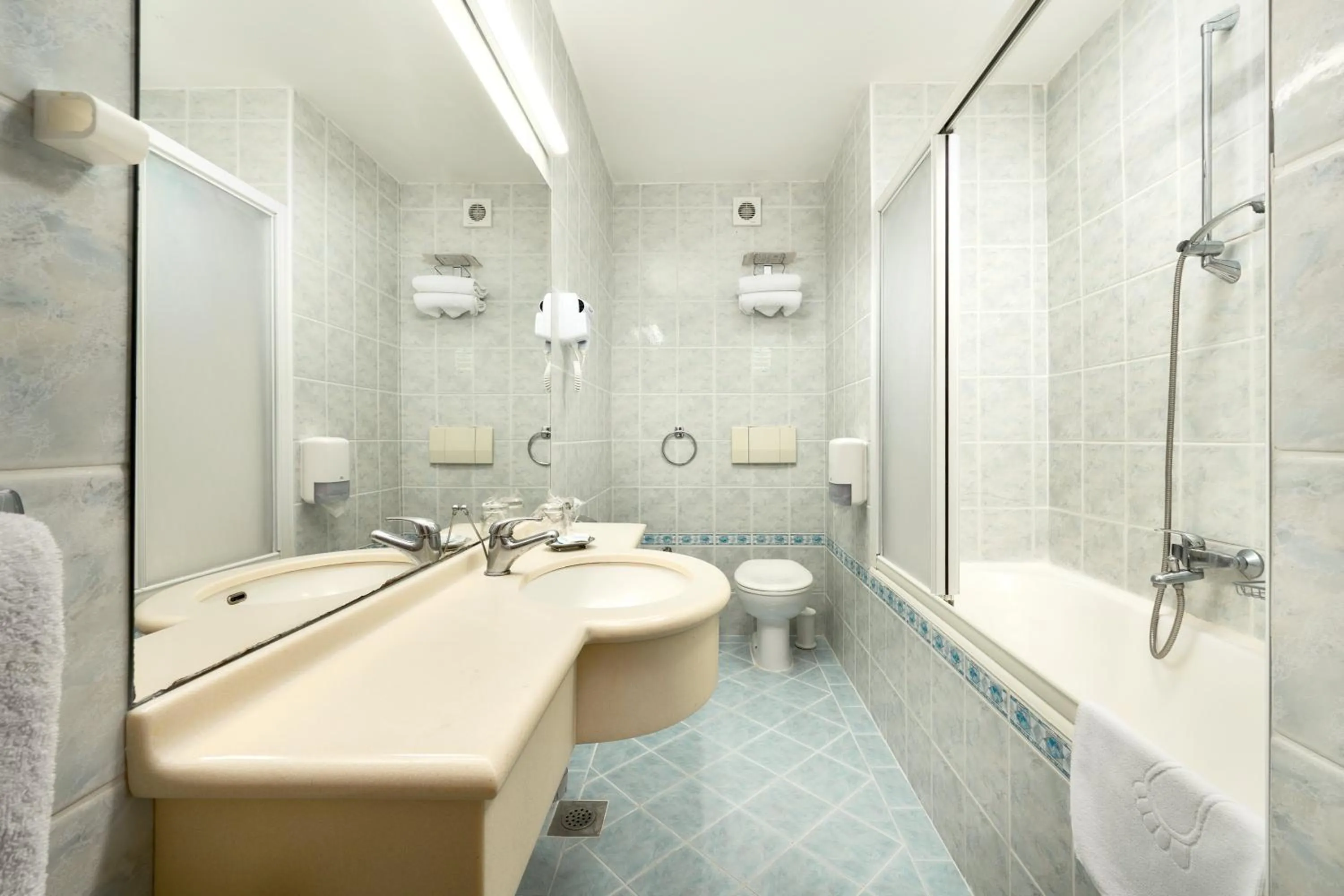 Toilet in Hotel Faraon