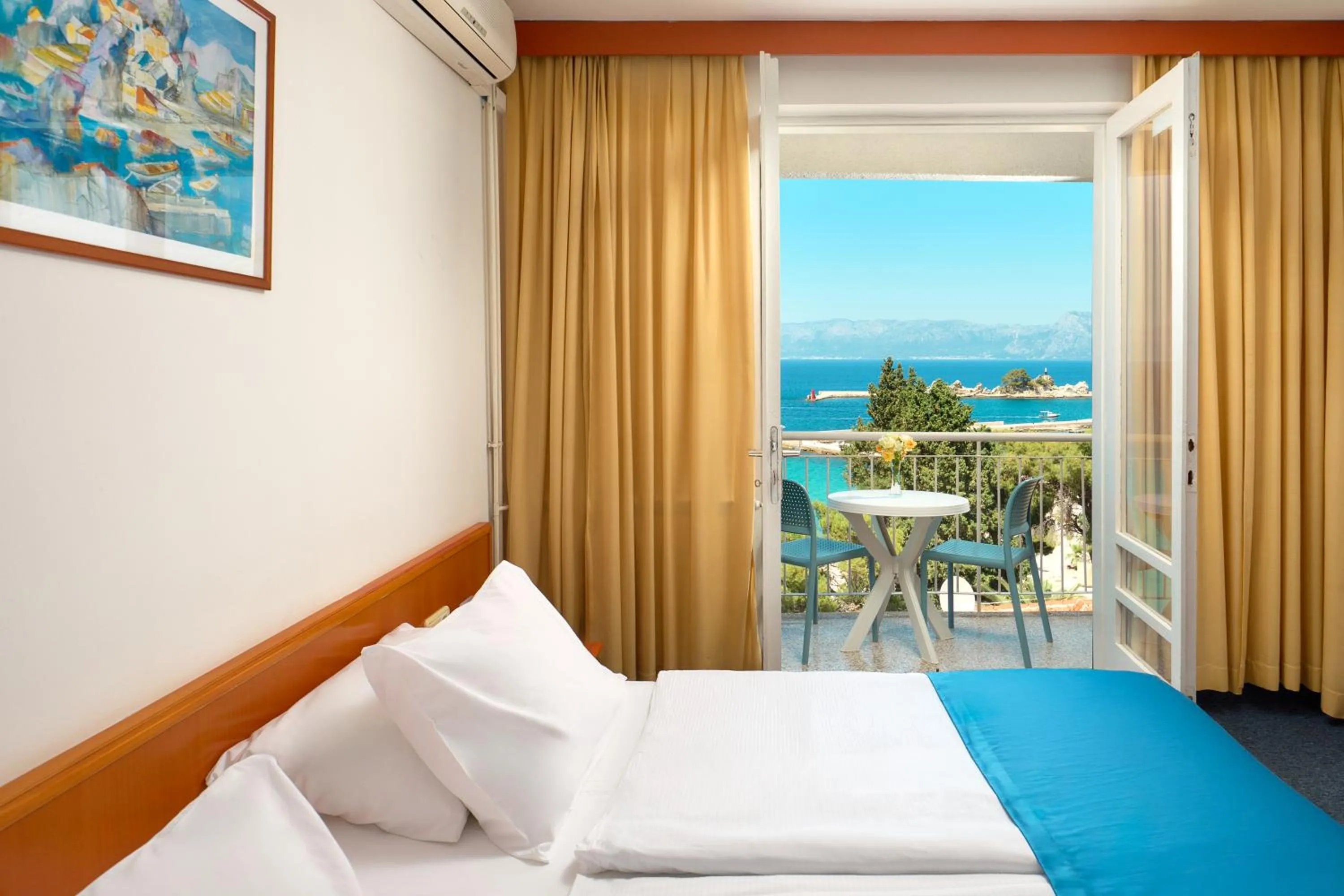 Property building, Bed in Hotel Faraon