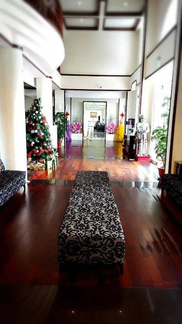 Lobby or reception in Empire Pacific Hotel龍潭科學園區 六福村 幼獅工業園區 長租旅居